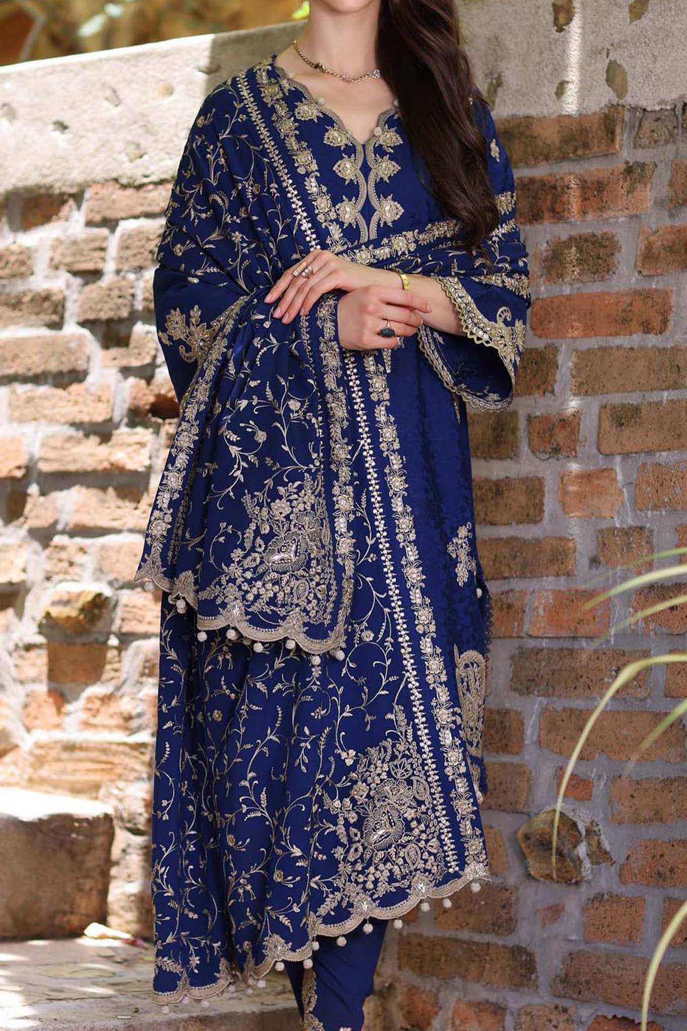 Noor by Saadia Asad Unstitched 3 Piece Luxury Winter Shawl Collection'2023-D-10