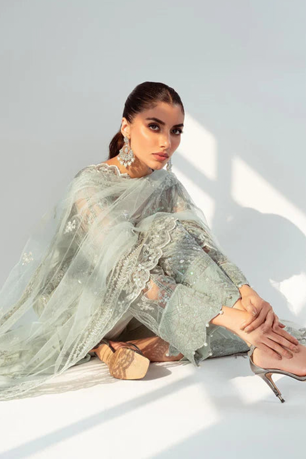 Meeral Stitched 3 Piece Luxury Formals Pret Collection'2025-Meeral - ML-LUX22V2-17 Kyra - Meeral Luxe