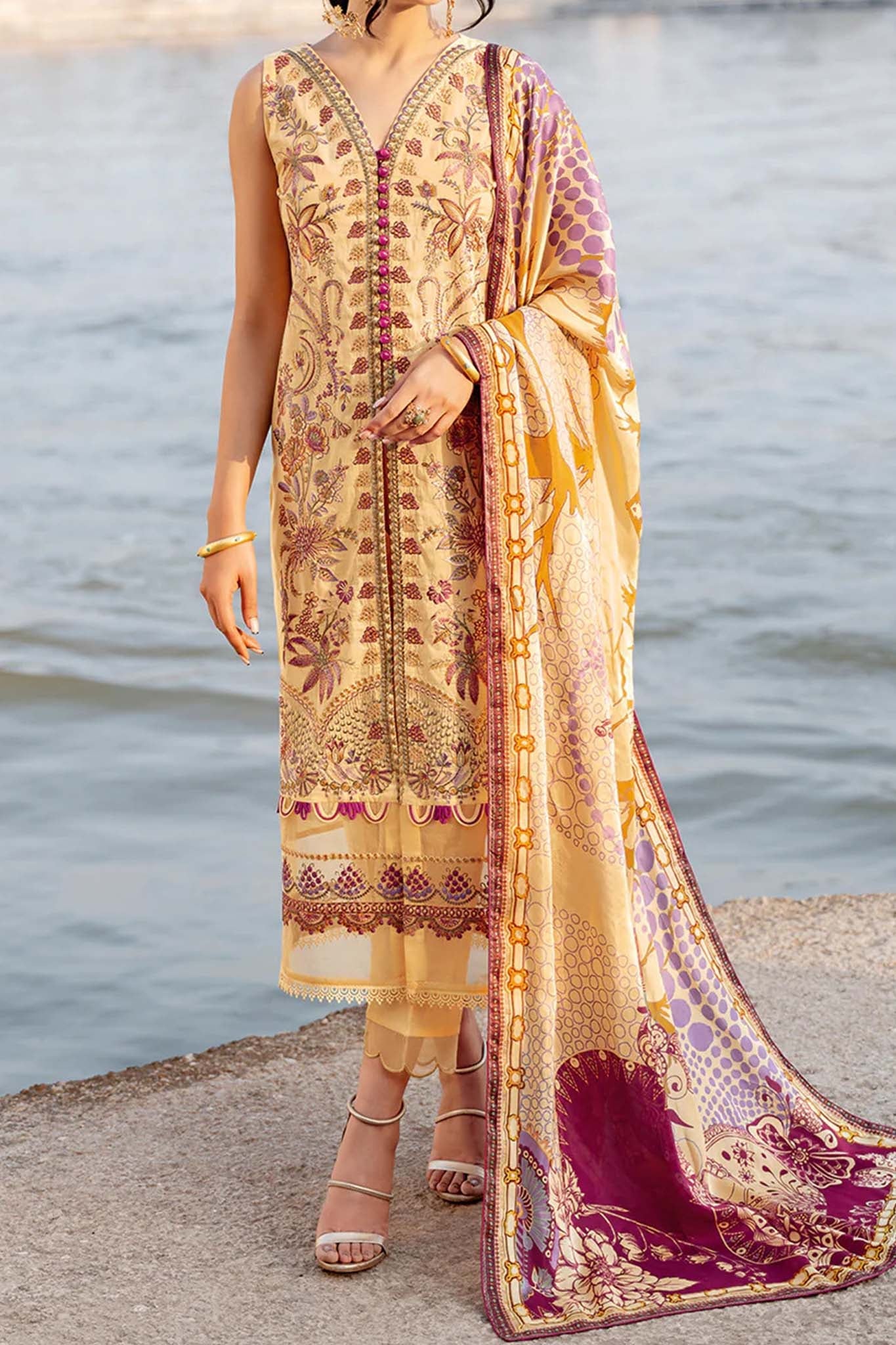 Andaaz by Ramsha Unstitched 3 Piece Luxury Lawn Vol-06 Collection'2023-Z-605