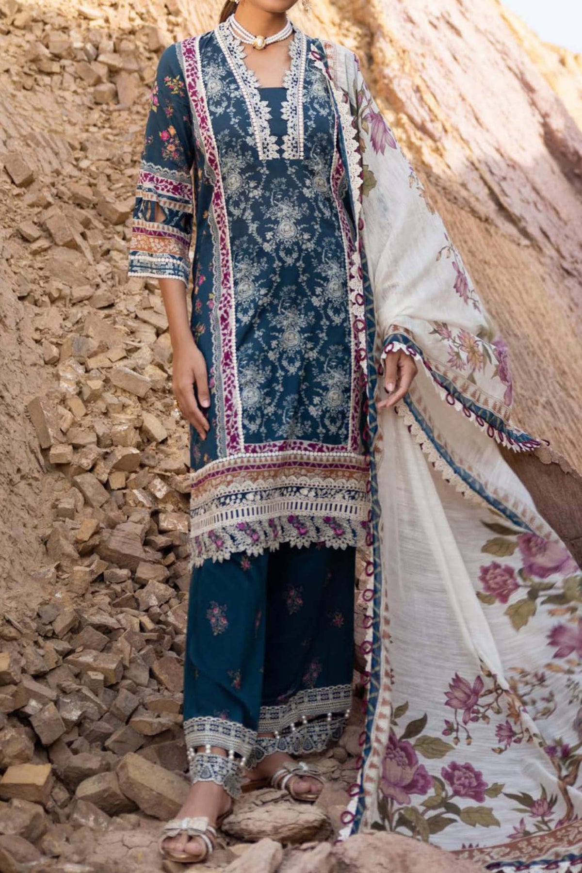 Elaf Unstitched 3 Piece Signature Emb Lawn Collection'2023-ESC-07-A