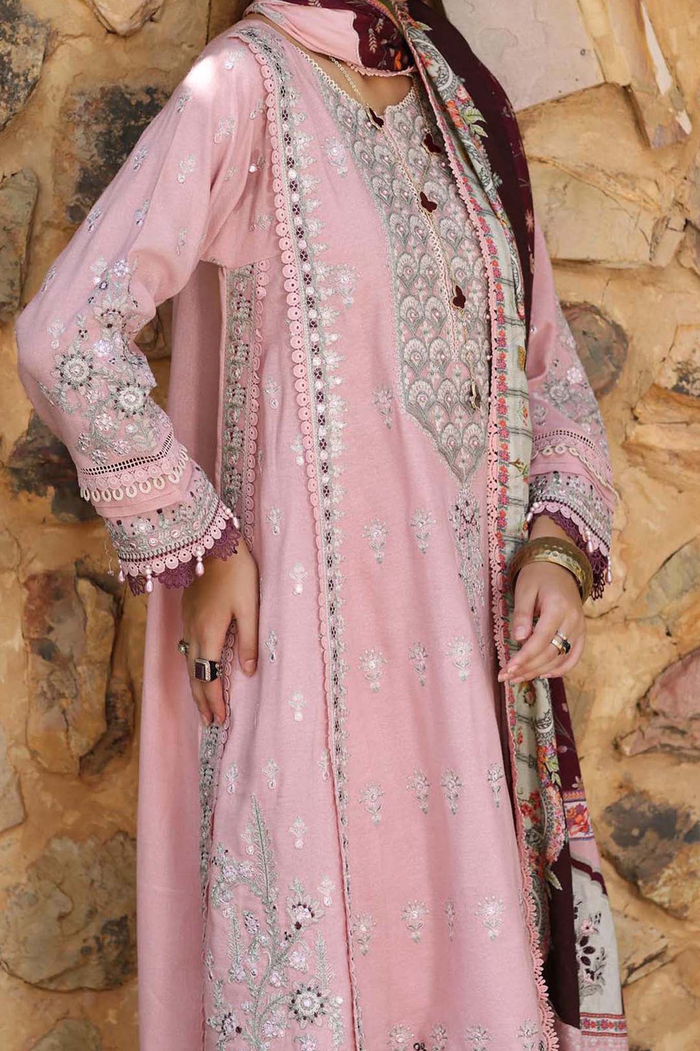 Noor by Saadia Asad Unstitched 3 Piece Luxury Winter Shawl Collection'2023-D-03