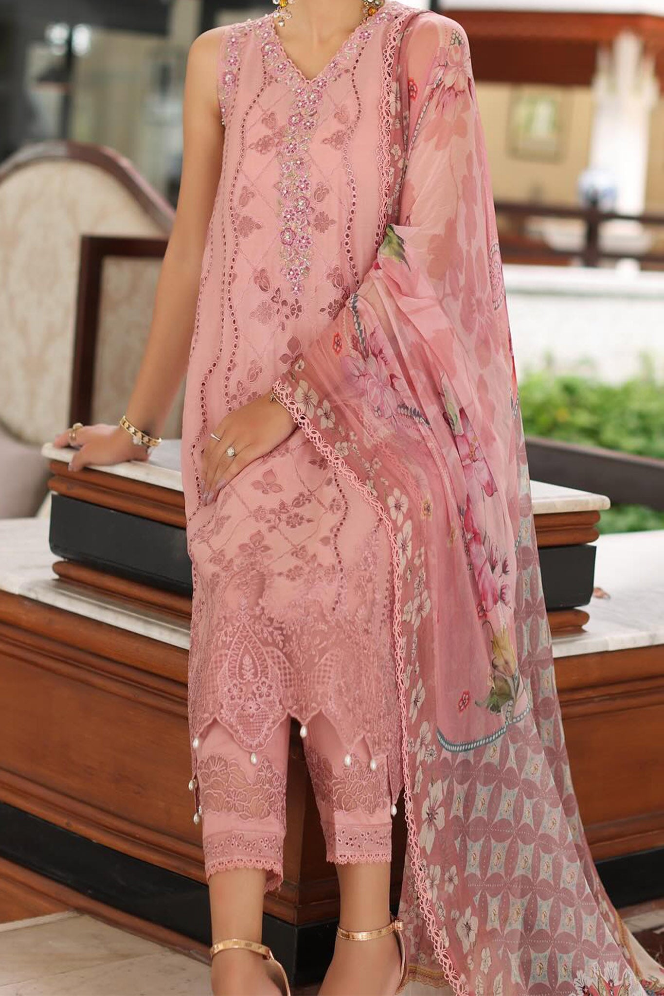 Noor By Saadia Asad Unstitched 3 Piece Luxury Chikankari Lawn'2024-D-04-B