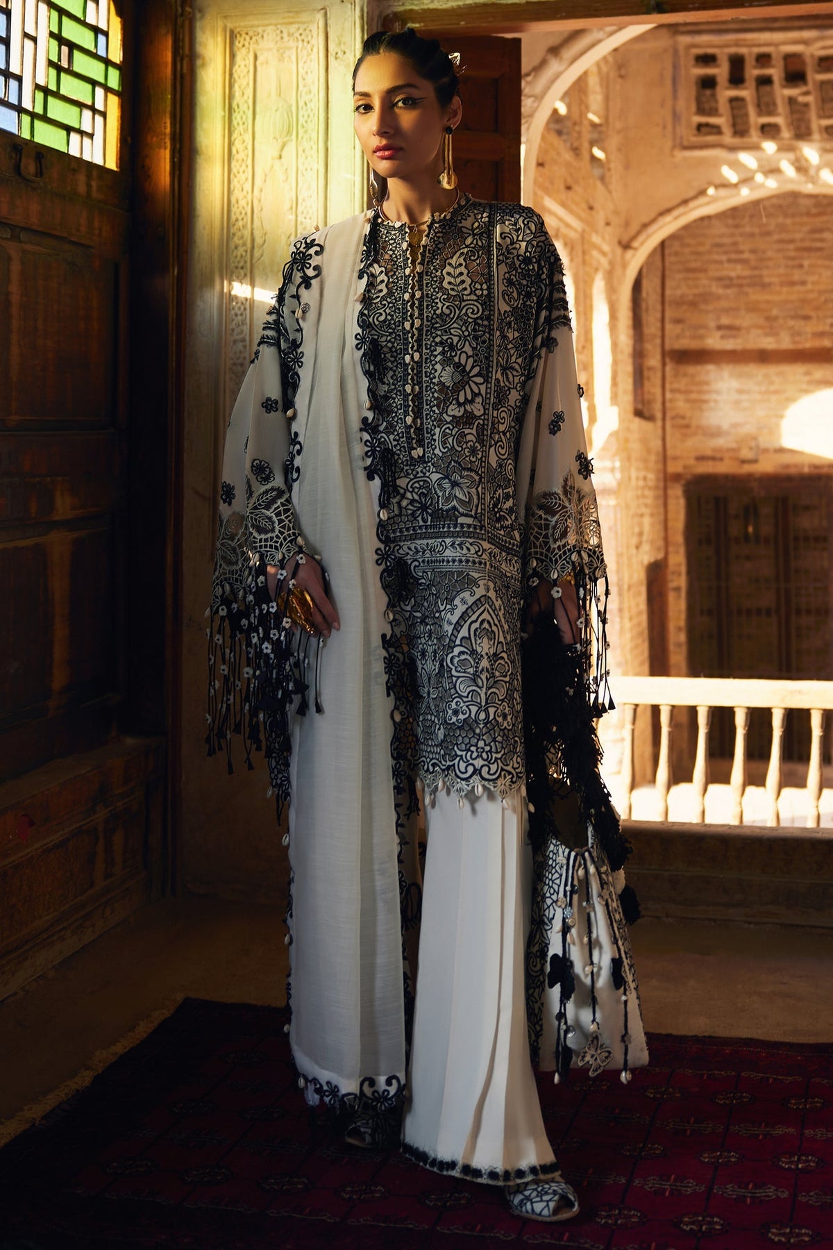 Elan Unstitched 3 Piece Luxury Lawn Collection'2025-02-B-Isla