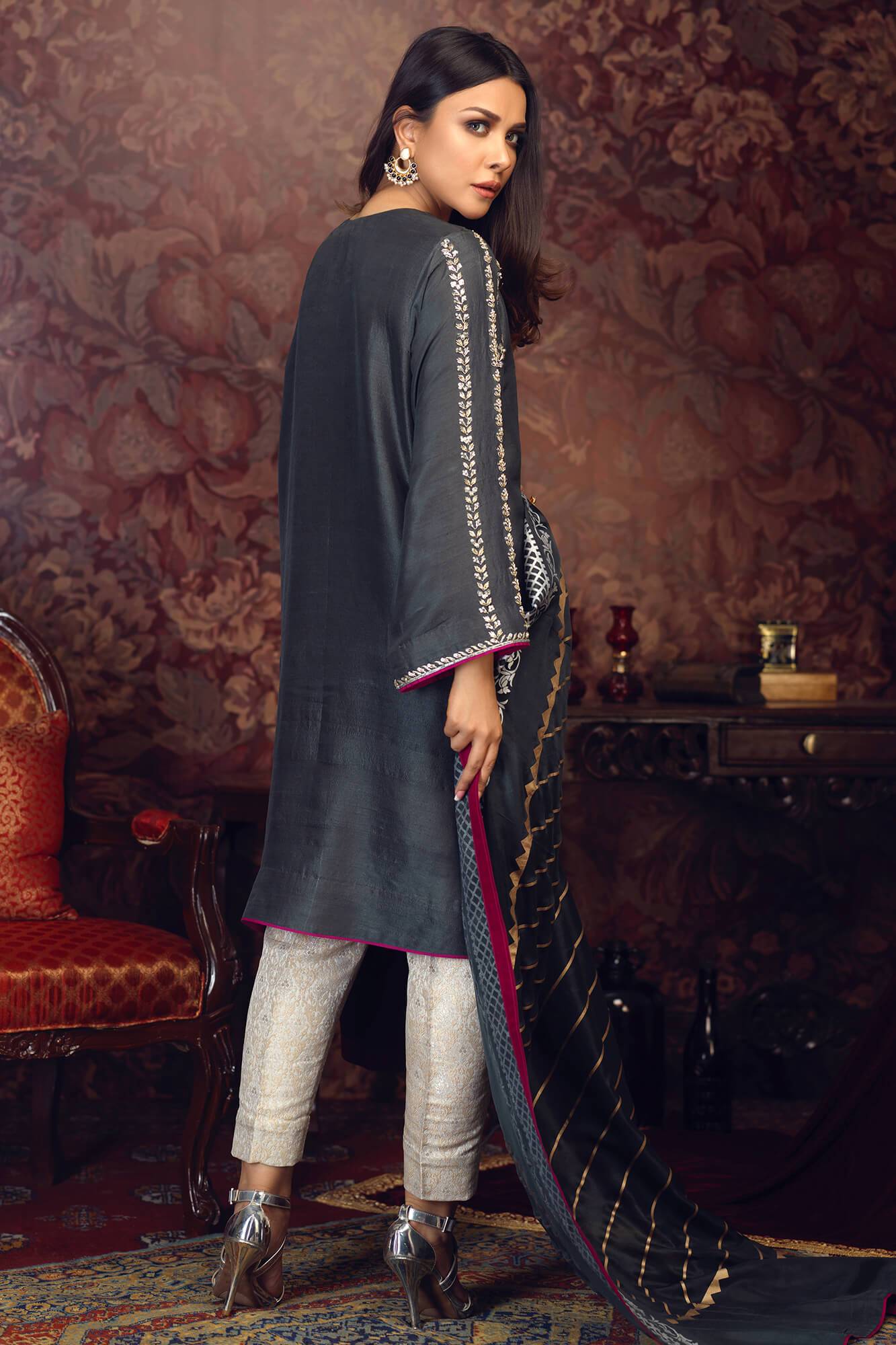 Arzish By Zaaviay Stitched Zeb (Three Piece)