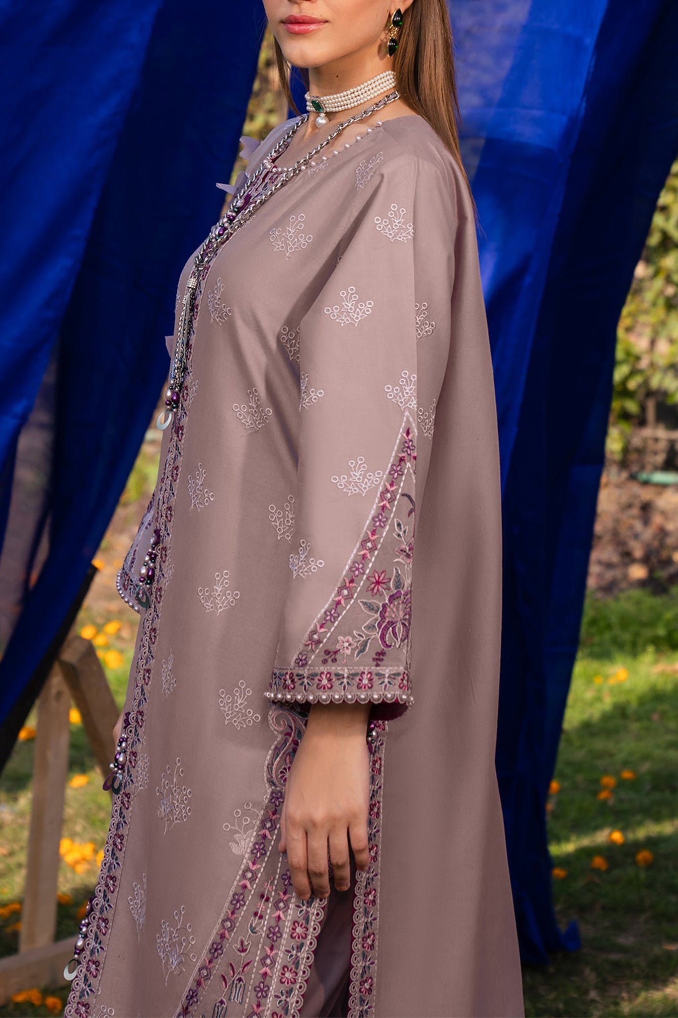 Rawayat By Alizeh Unstitched 3 Piece Luxury Emb Lawn Collection'2024-03-Meerat