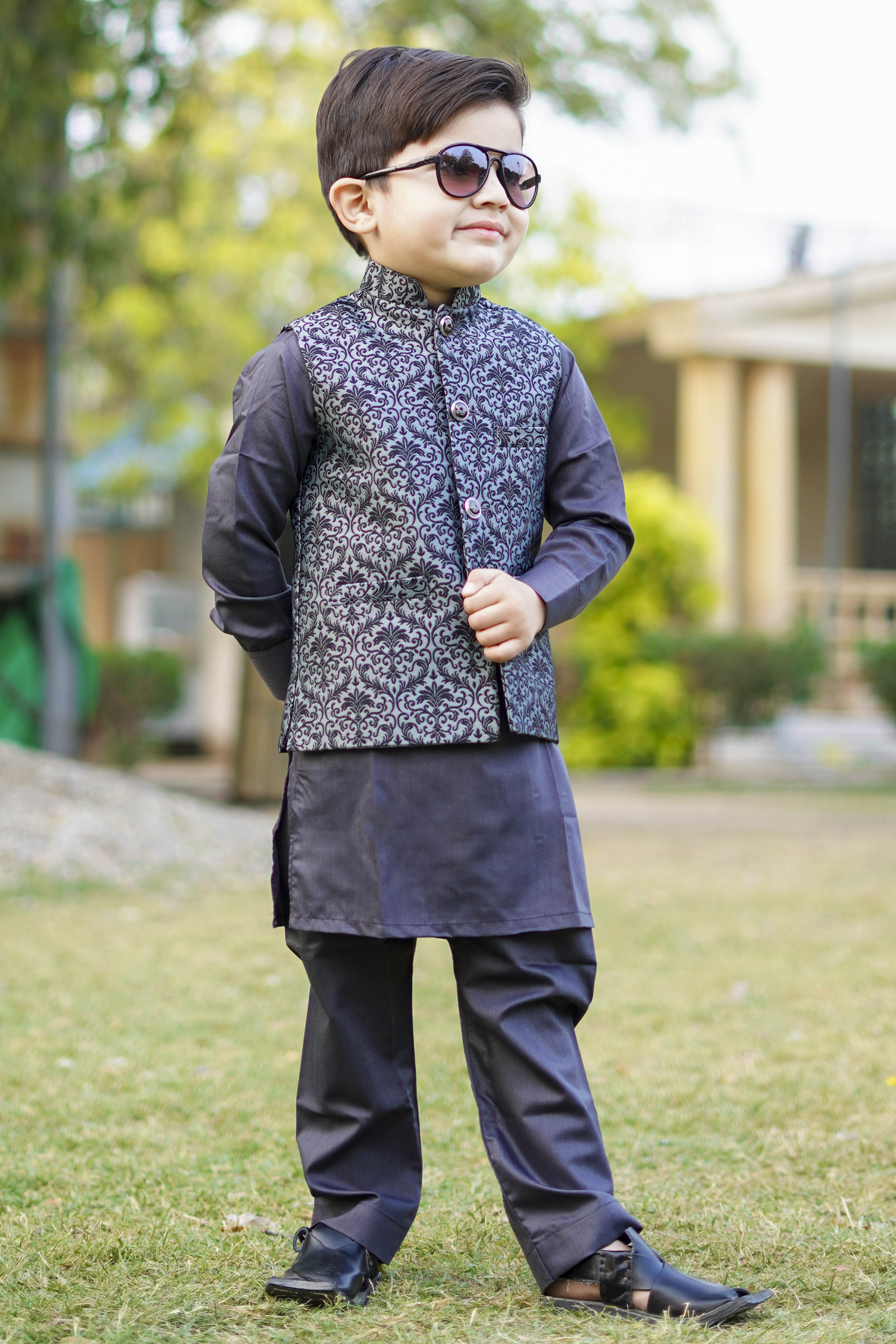 Hassanjee x Shomi