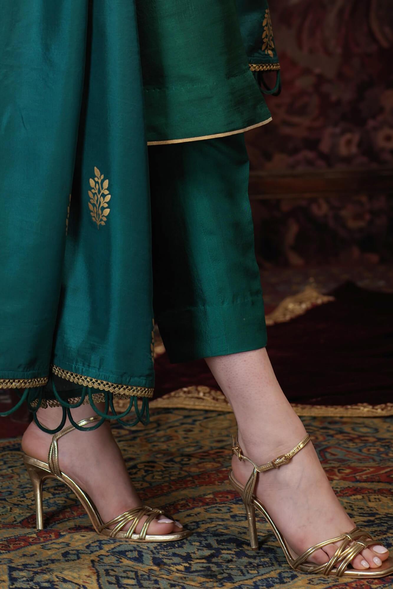 Arzish By Zaaviay Stitched Amaani A (Three Piece)