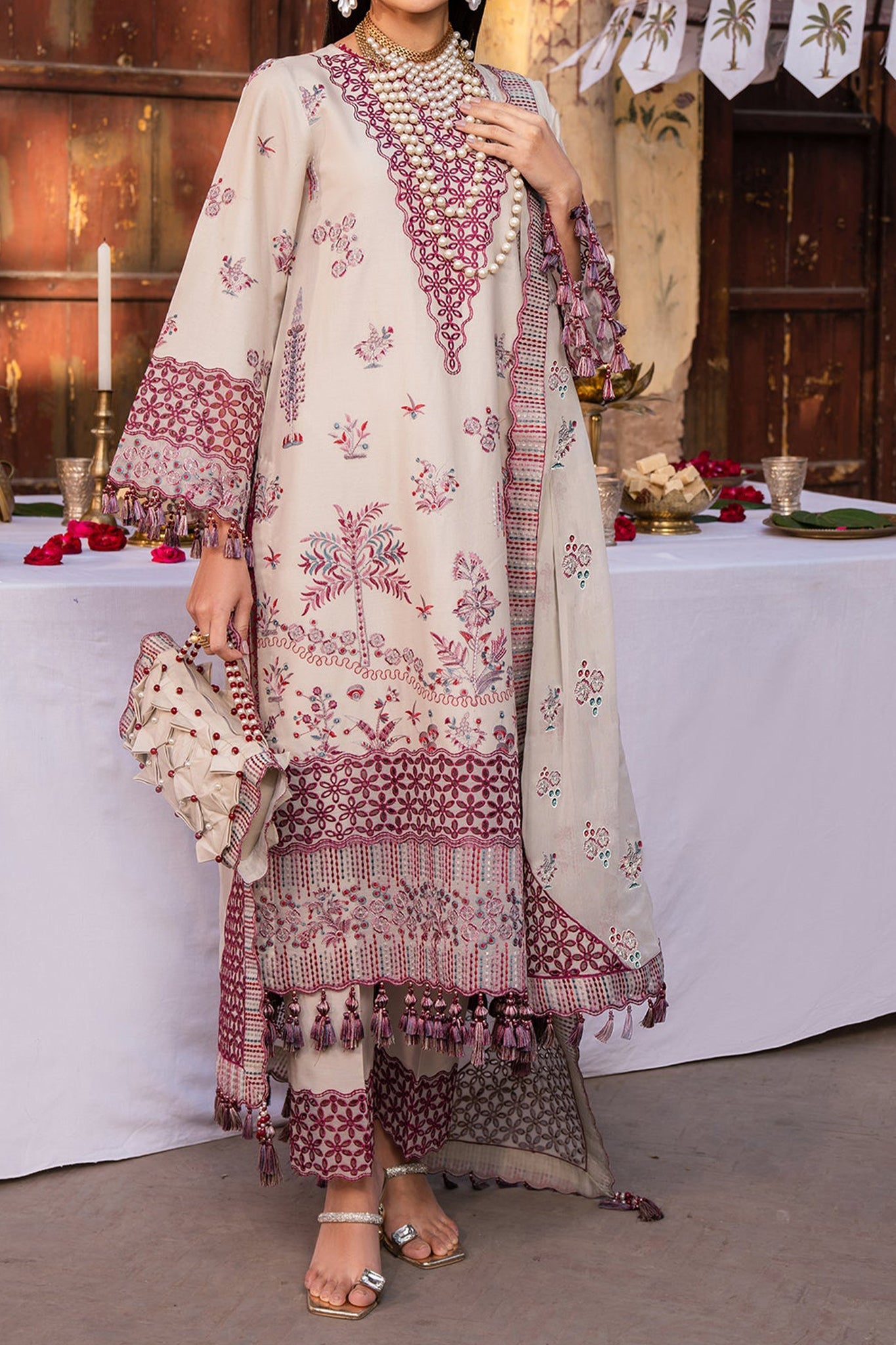 Rawayat By Alizeh Unstitched 3 Piece Luxury Emb Lawn Collection'2024-05-Hayat