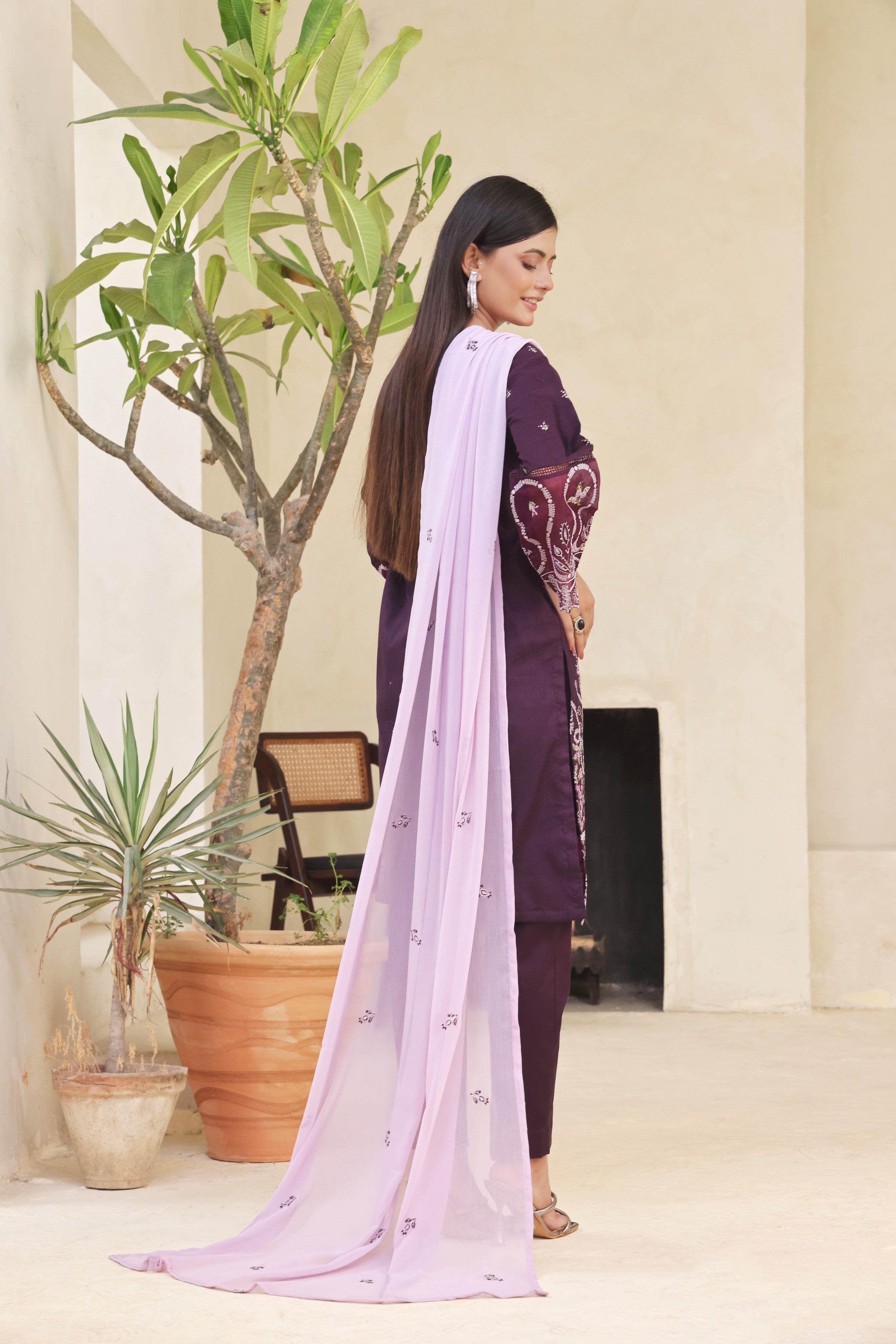 Dressline Meher  Stitched 3 Piece Emb Self Lawn Jacquard Collection