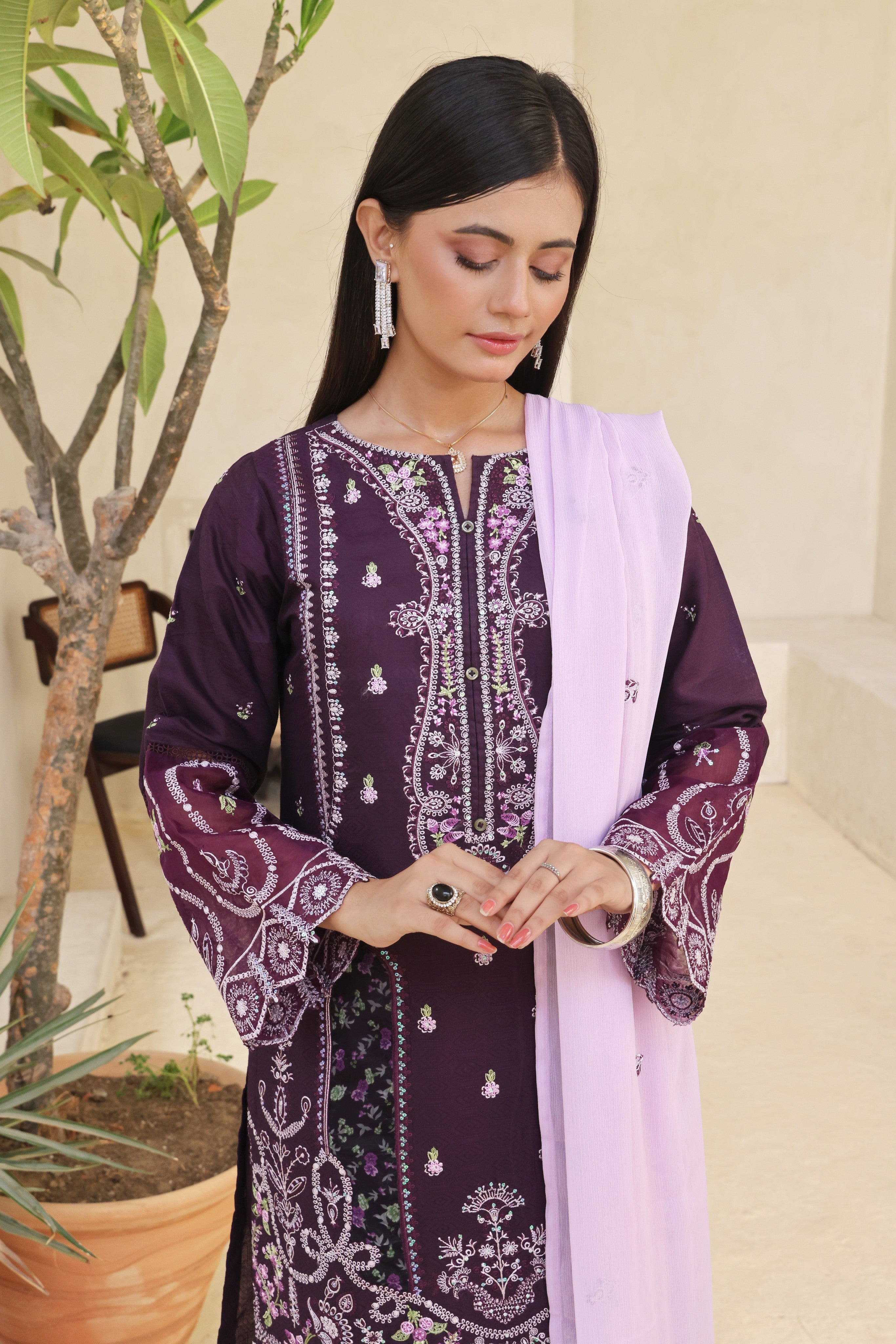 Dressline Meher  Stitched 3 Piece Emb Self Lawn Jacquard Collection