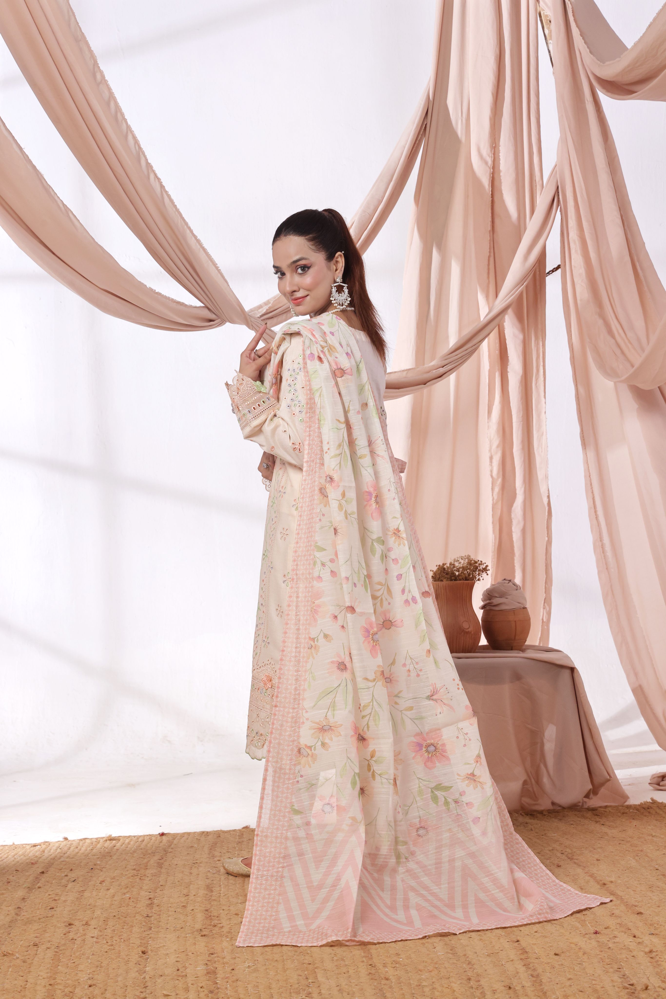 Dressline Parizai Stitched Jacquard Lawn Elegance With Munnar Dupatta