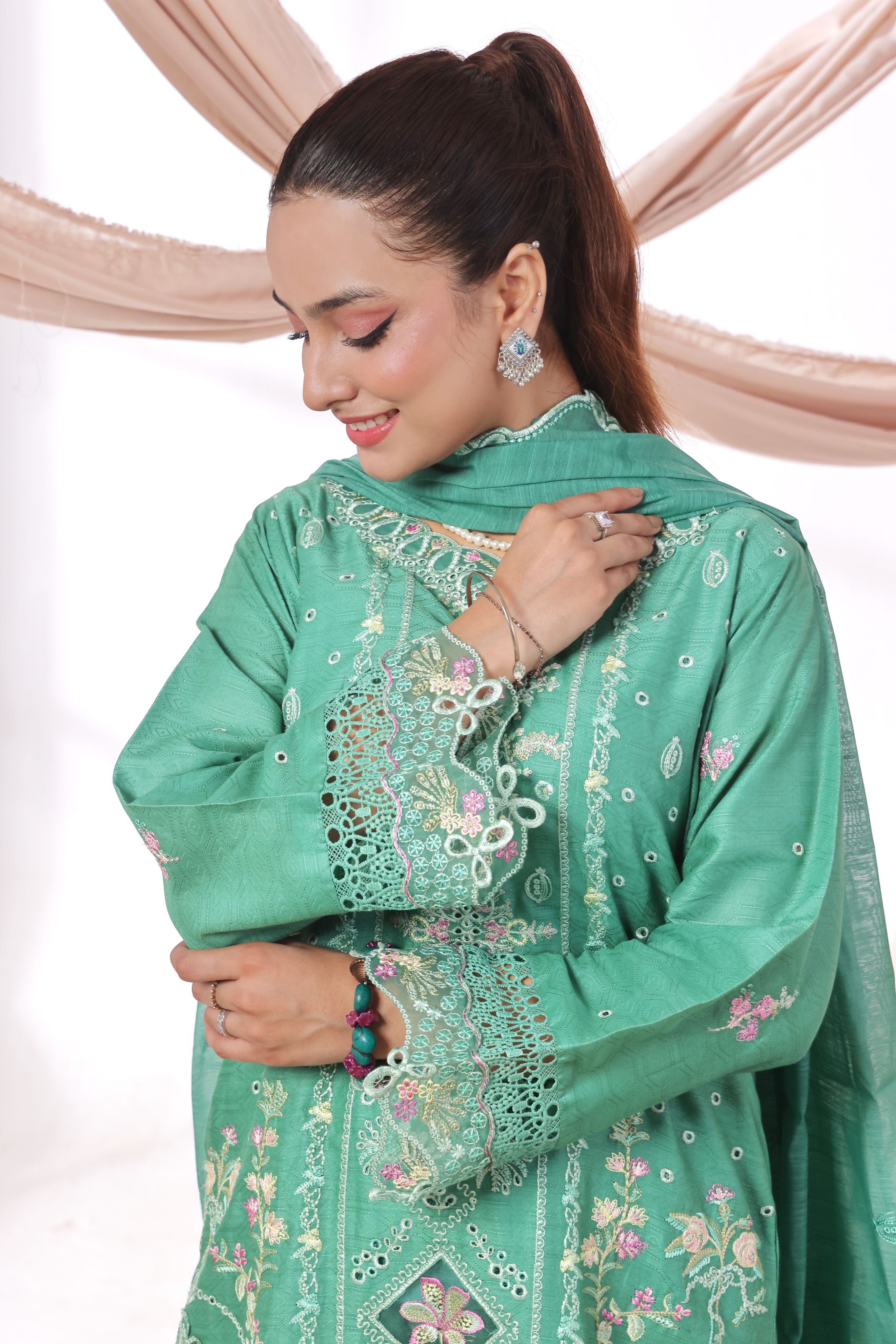 Dressline Parizai Stitched Jacquard Lawn Elegance With Munnar Dupatta