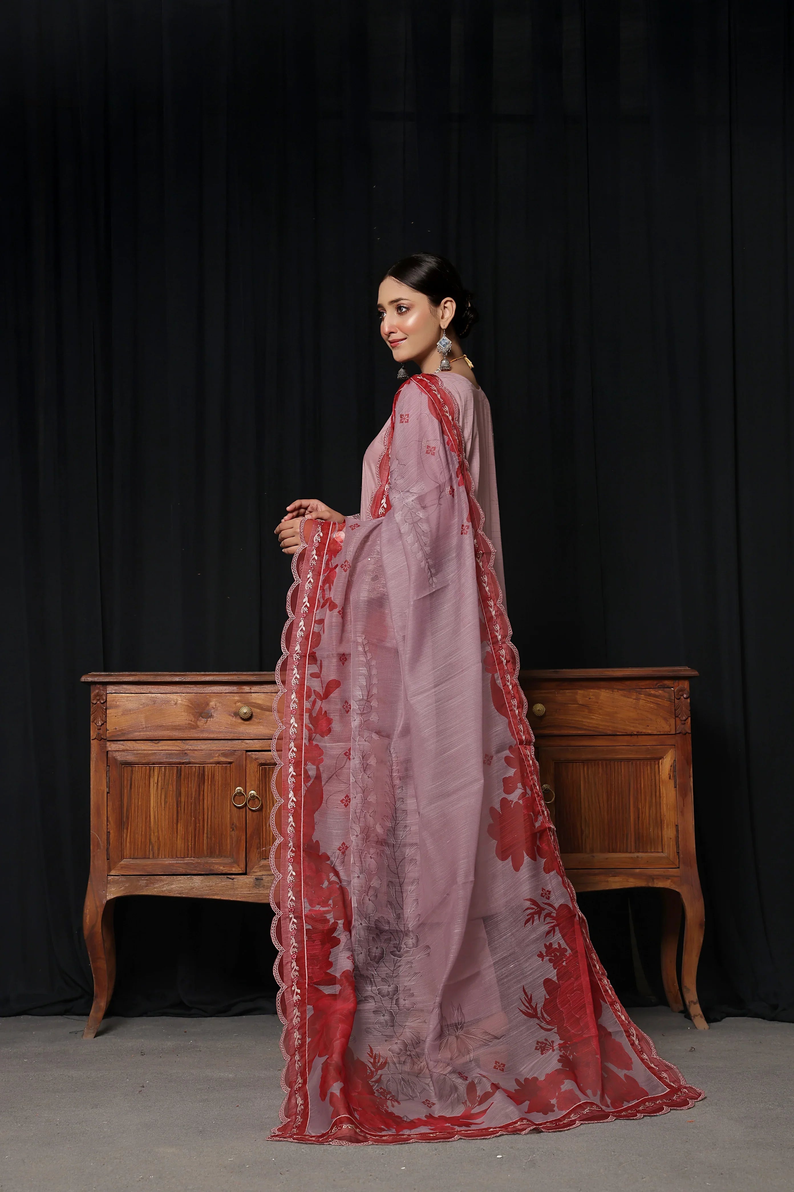 Dressline 3 Piece Emb Chikankari Lawn Suit 539