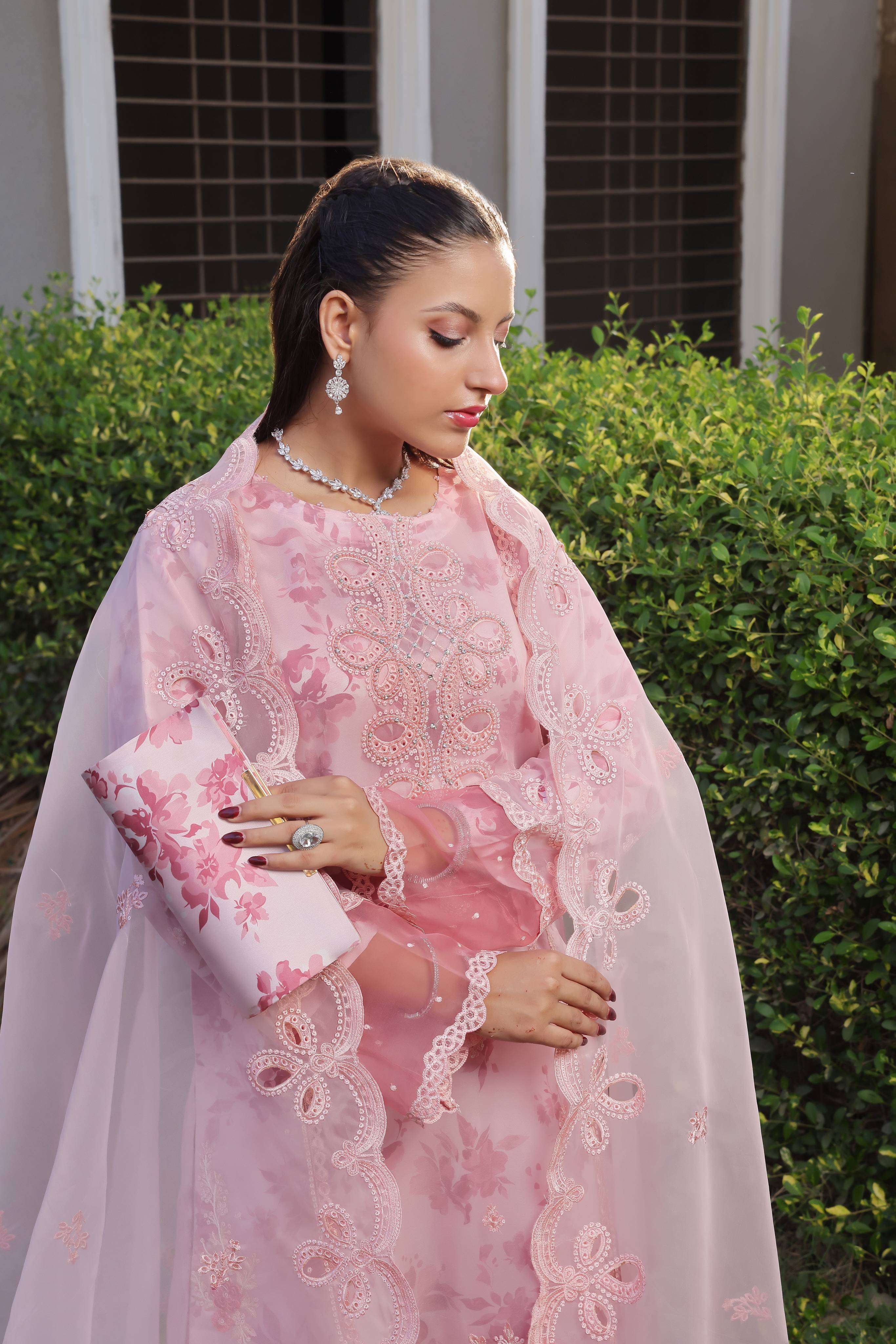Dressline Semi Stitched 3 Piece Luxury Emb Organza Collection With Designer Clutch