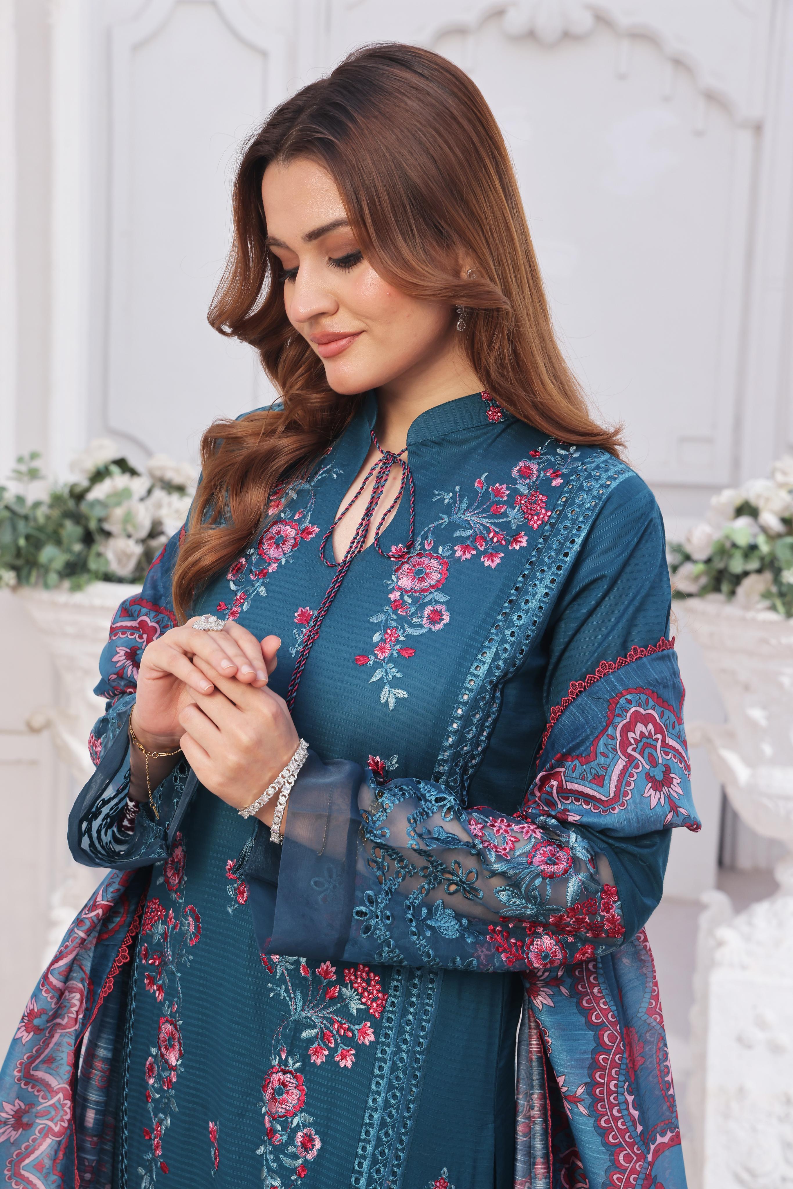 Dressline Launching New Un Stitched 3 Pcs Emb With ChikankariLaser-Cut Lawn Collection