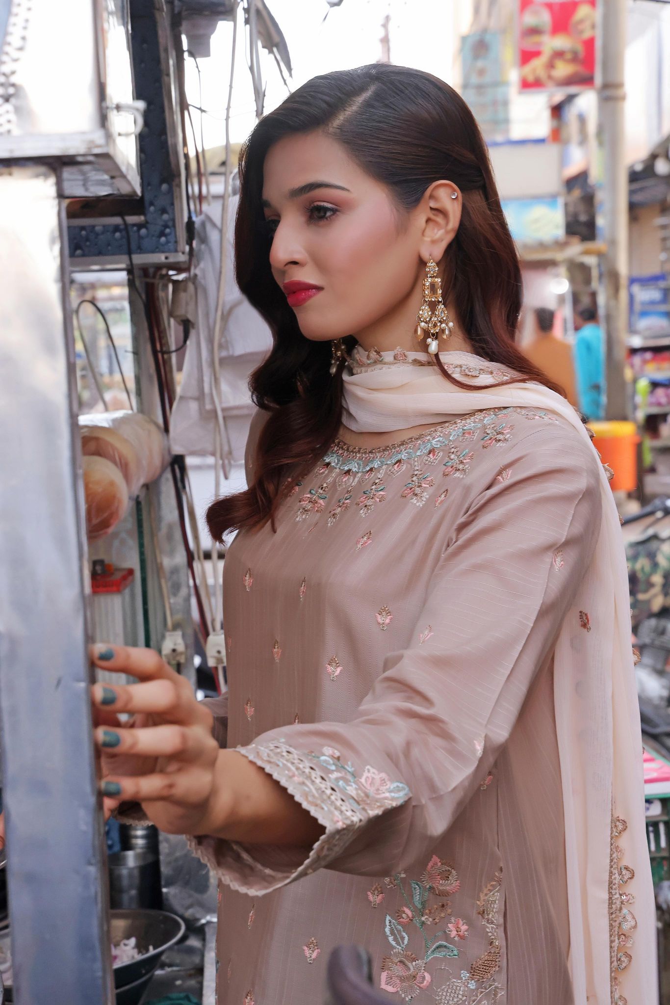Dressline Basant Stitched Luxury Emb Banadora Lawn Collection With Chiffon Dupatta & Emb Cotton Trousers