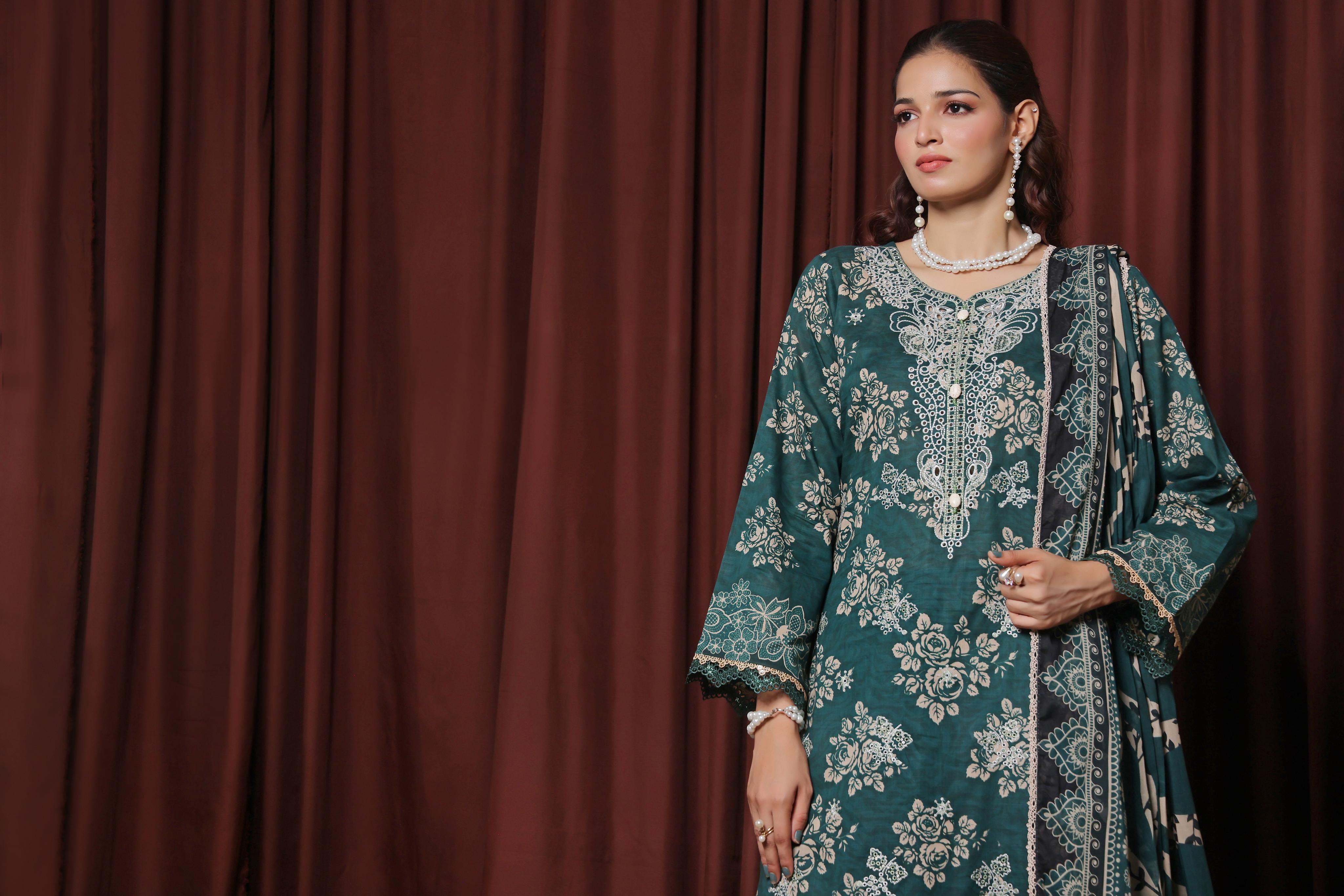 Dressline Zaha Unstitched 3-Pcs Premium Luxury Chikankari Emb Slub Digital Print Lawn Collection