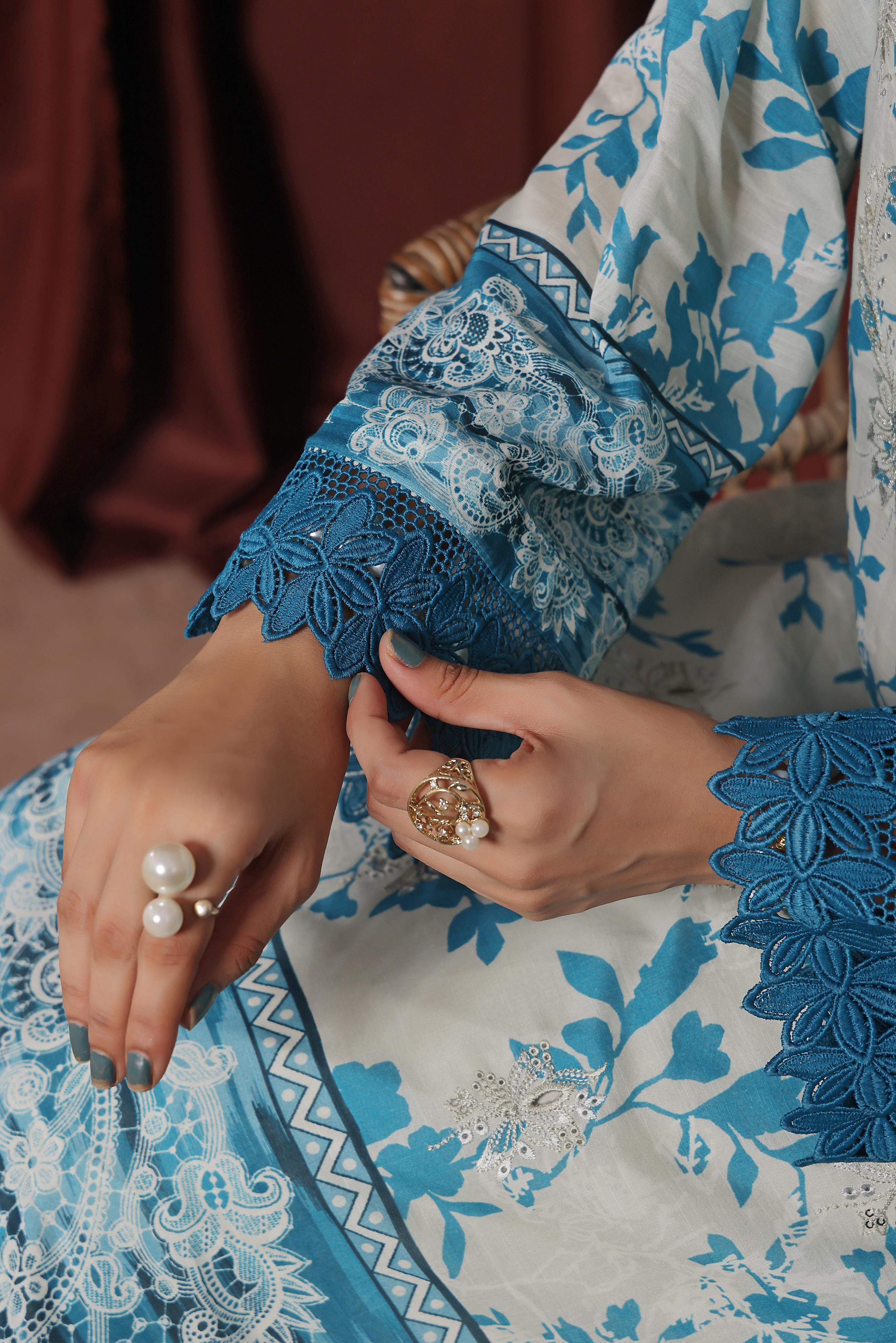 Dressline Zaha Unstitched 3-Pcs Premium Luxury Chikankari Emb Slub Digital Print Lawn Collection