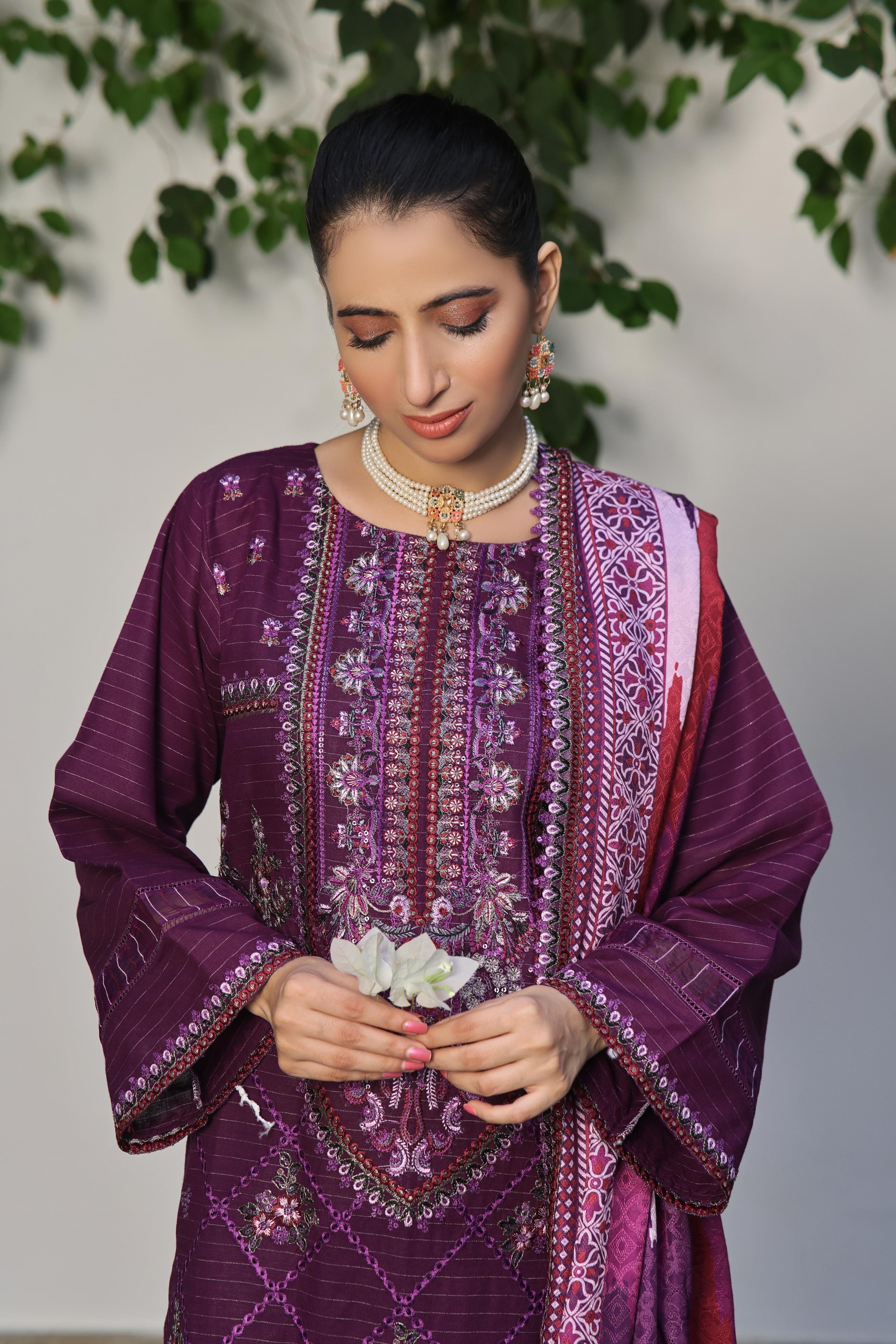 Dressline Semi Stitched 3 Pcs Luxury Emb  Khaddar Collection