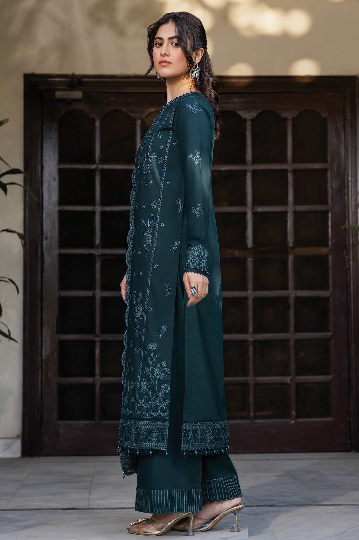 Bahar By Farasha Unstitched 3 Piece Emb Lawn Edit-II Collection-06-Teal Serenity