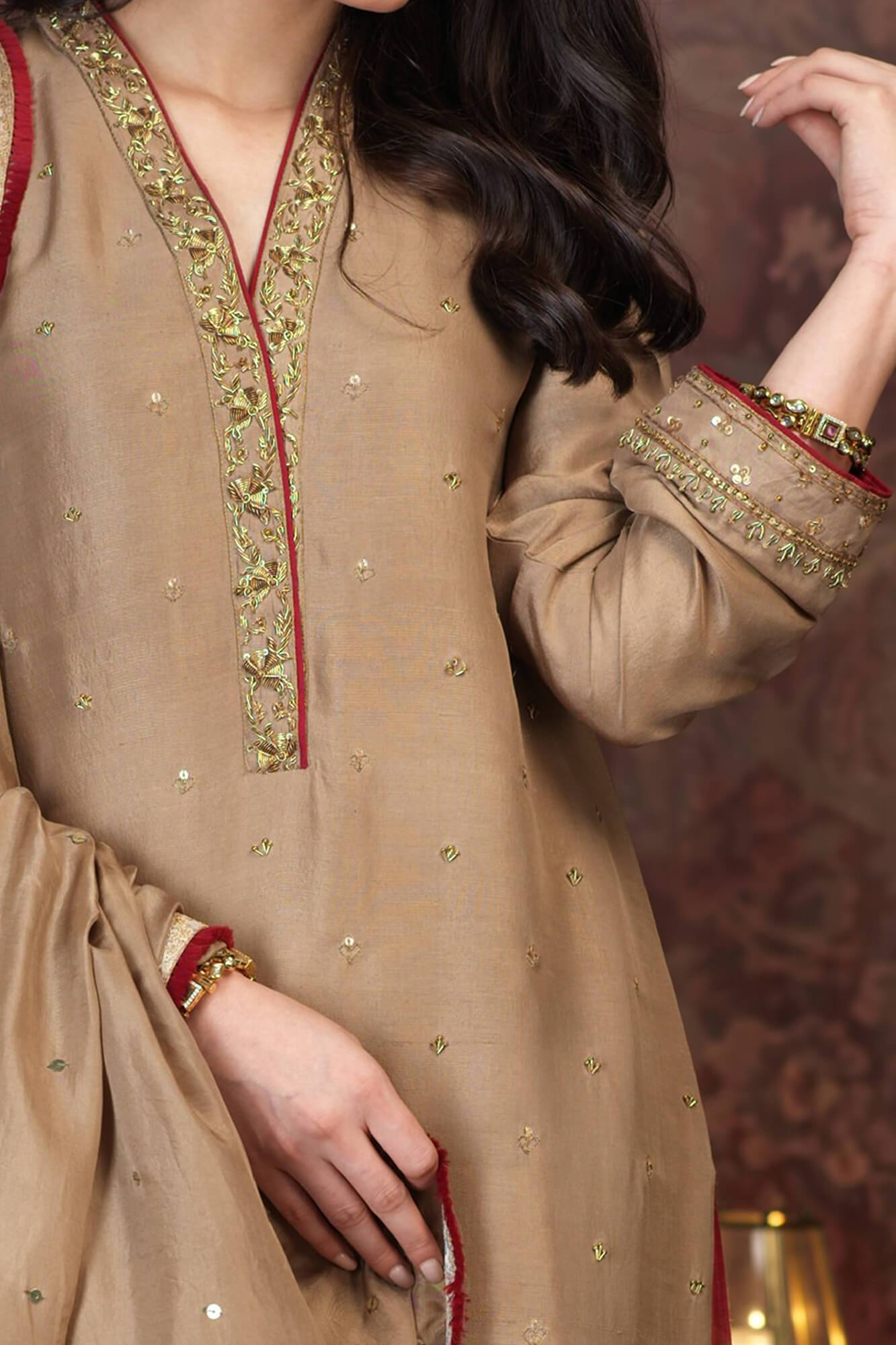 Arzish By Zaaviay Stitched Pareesa (Three Piece)