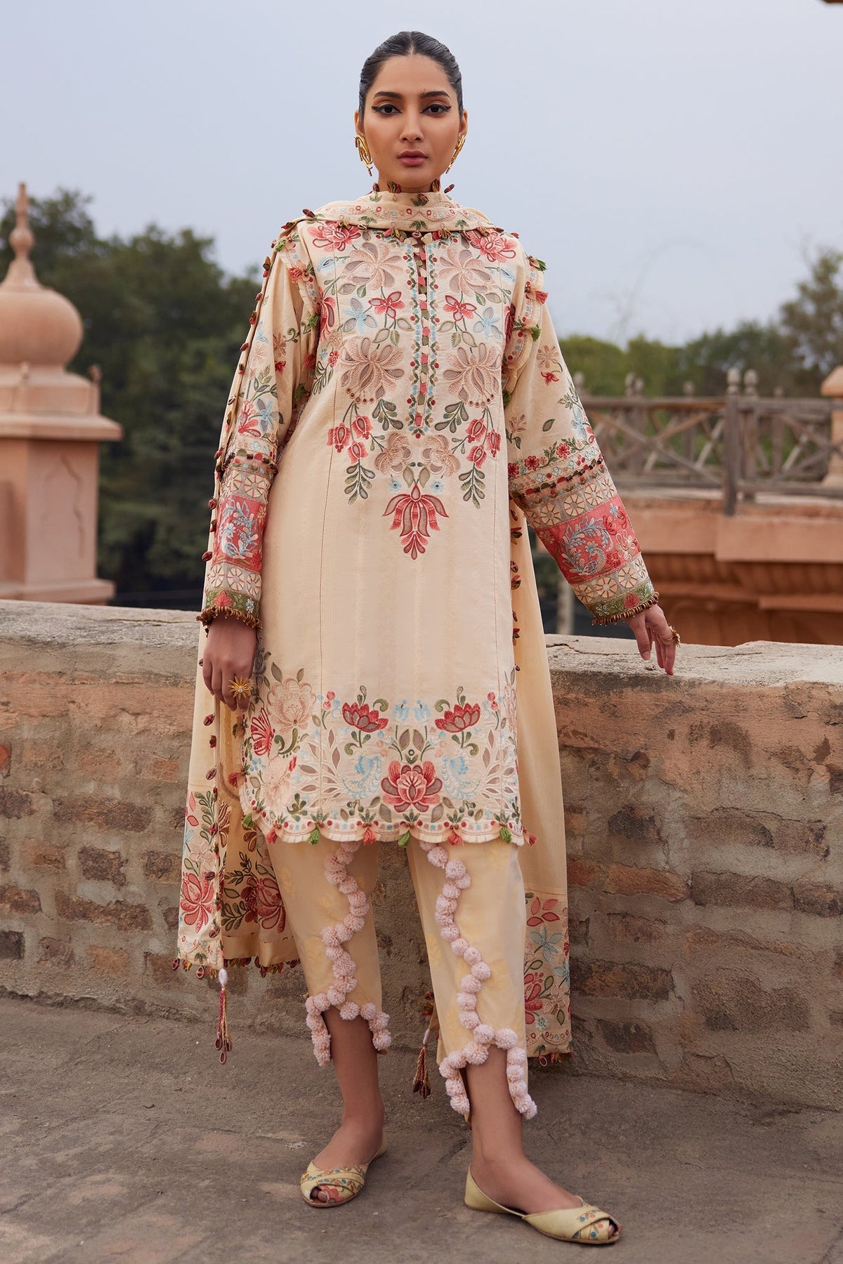 Elan Unstitched 3 Piece Luxury Lawn Collection'2025-07-B-Zahara