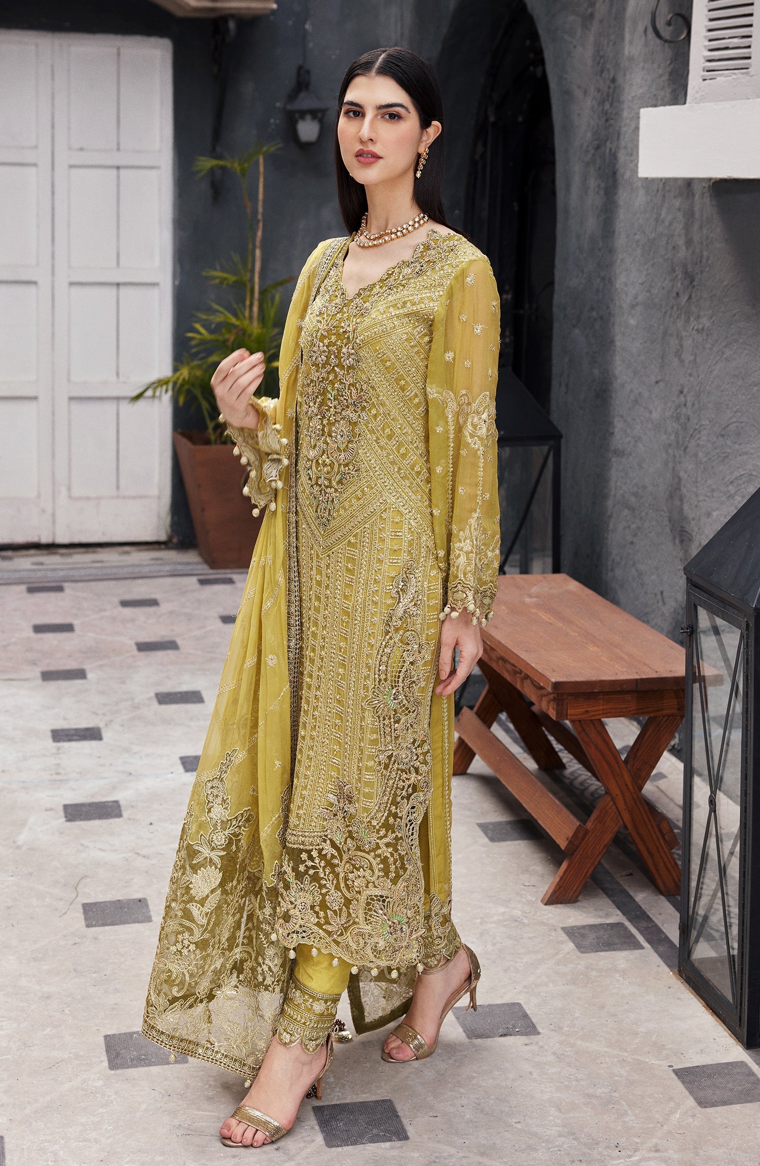 Nawabzadi Vol 2 By Emaan Adeel Unstitched 3 Piece Formals Collection'2024-AROOHI
