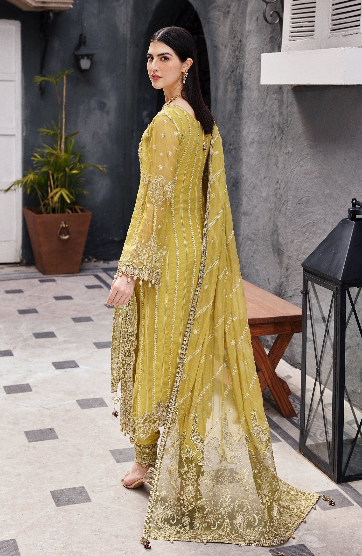 Nawabzadi Vol 2 By Emaan Adeel Unstitched 3 Piece Formals Collection'2024-AROOHI