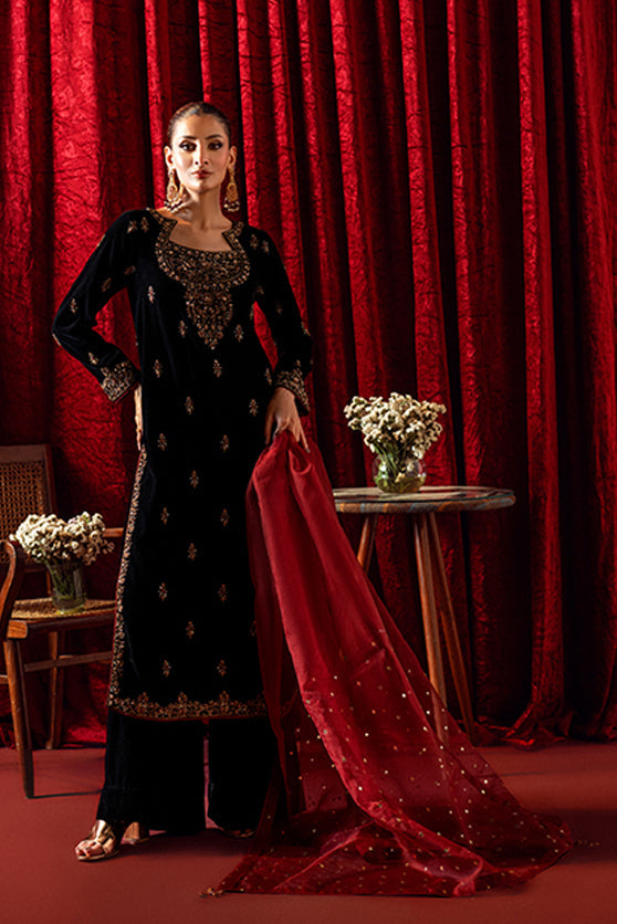 Bagh-E-Makhmal Separates By Zaaviay Stitched Black Jade (Three Piece)