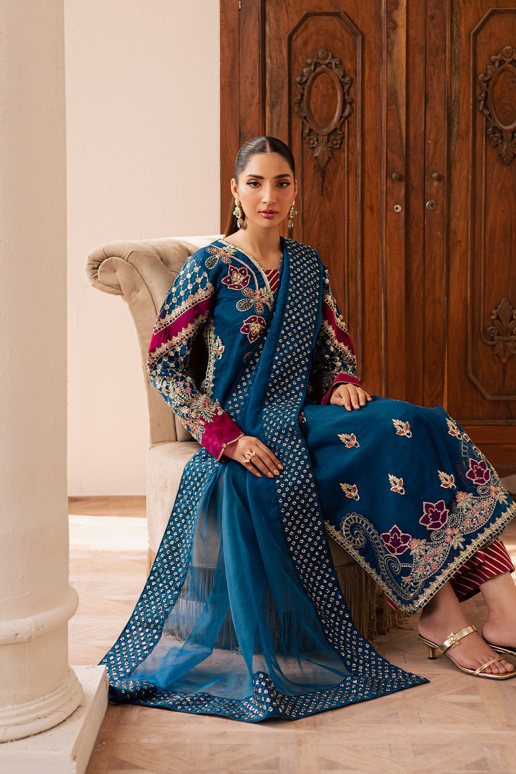 Suave By Emaan Adeel Unstitched 3 Piece Luxury Formals Collection'2025-Avoir