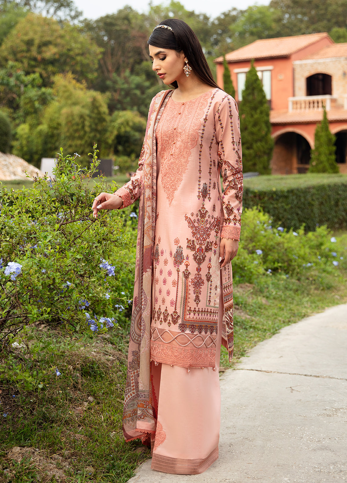 Springtime Ballet By Gulaal Unstitched 3 Piece Luxury Lawn Collection'2024-HESTIA (GL-L-24V1-12)