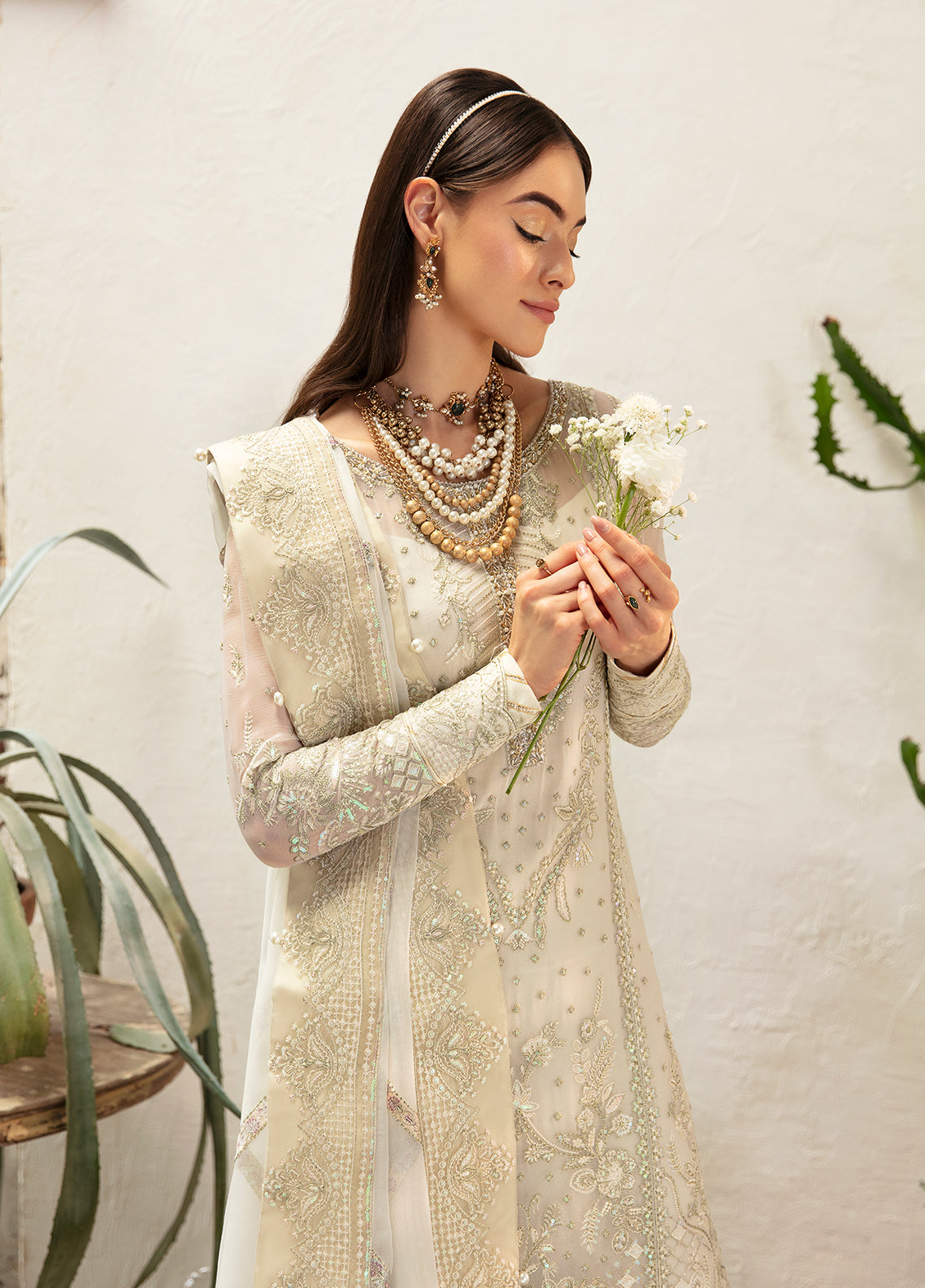 Chant de l'Amour' by Gulaal Unstitched 3 Piece Eid Formals Vol 1 Collection'2025-ASTERIA (GL-EC-24V1-04)