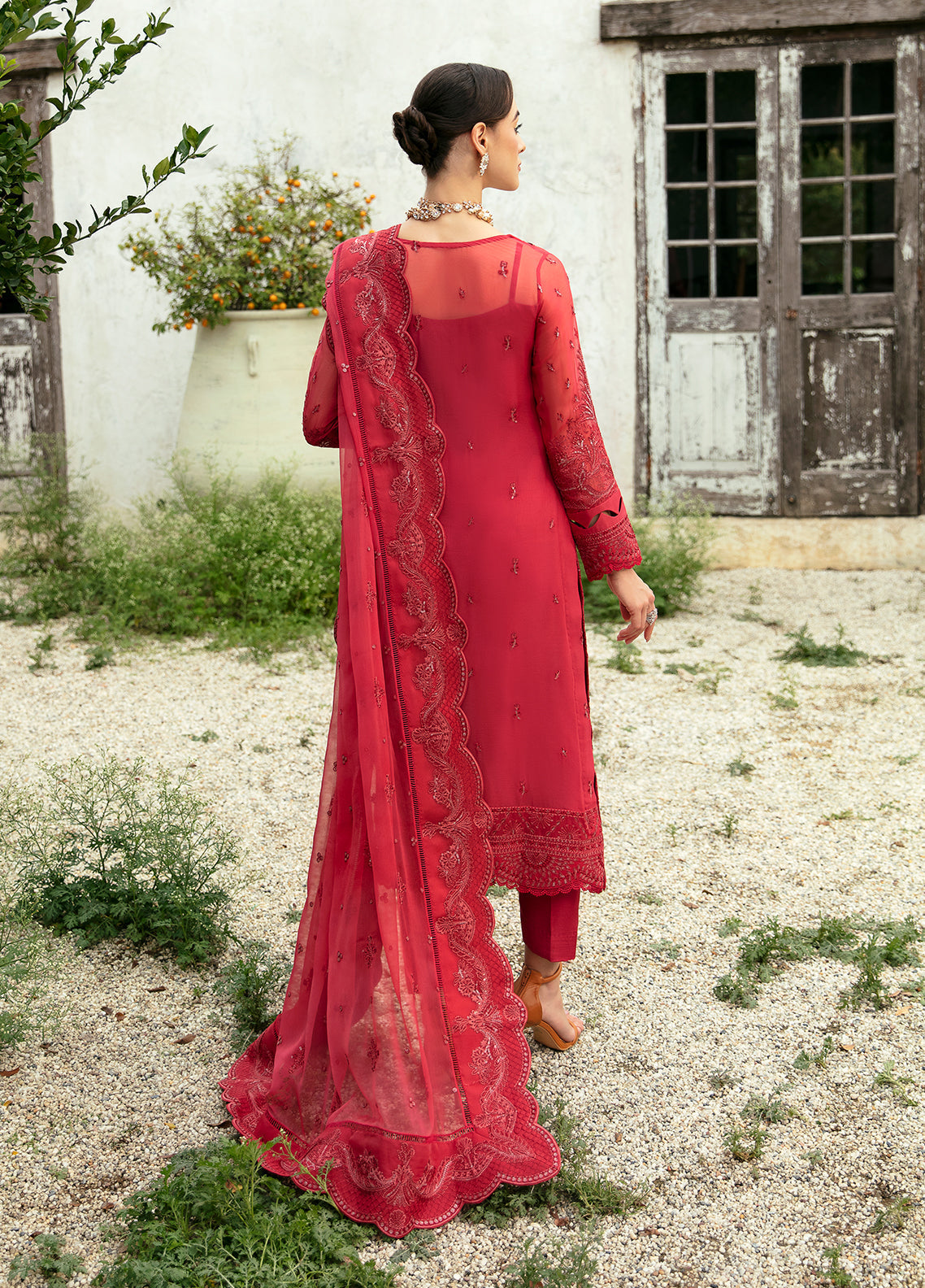 Chant de l'Amour' by Gulaal Unstitched 3 Piece Eid Formals Vol 1 Collection'2025-ULMARIA (GL-EC-24V1-03)