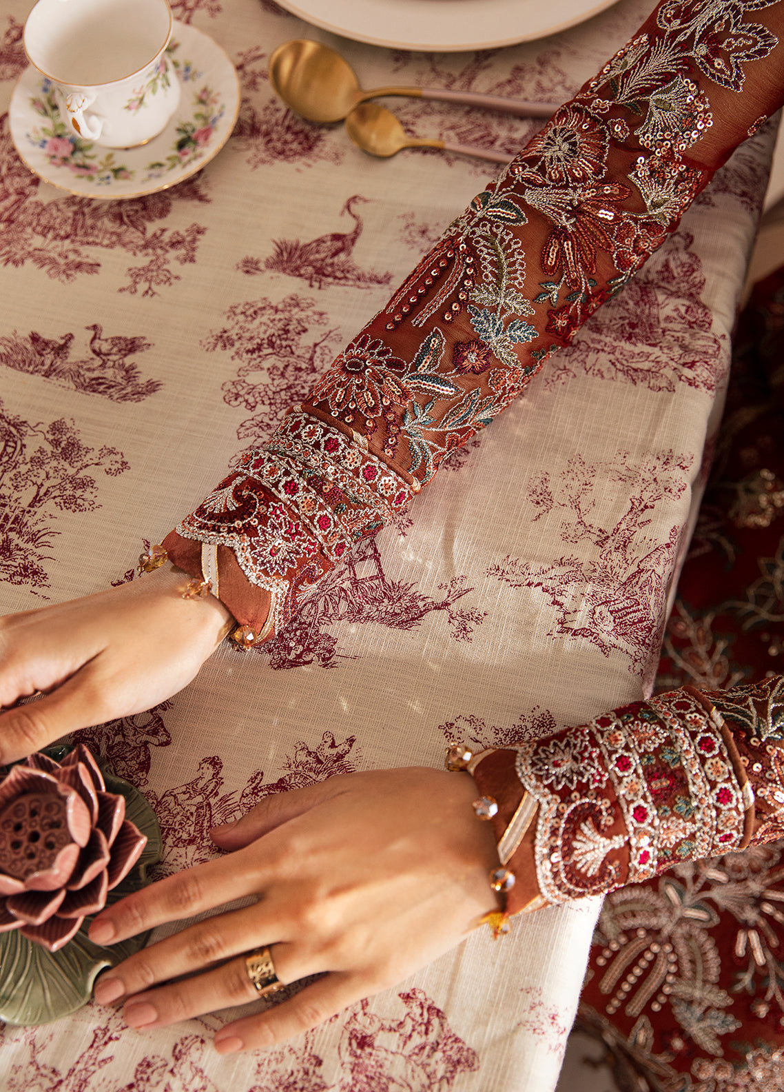 Gulaal Unstitched 3 Piece Emb Chiffon Vol-02 Collection'2023-Laira