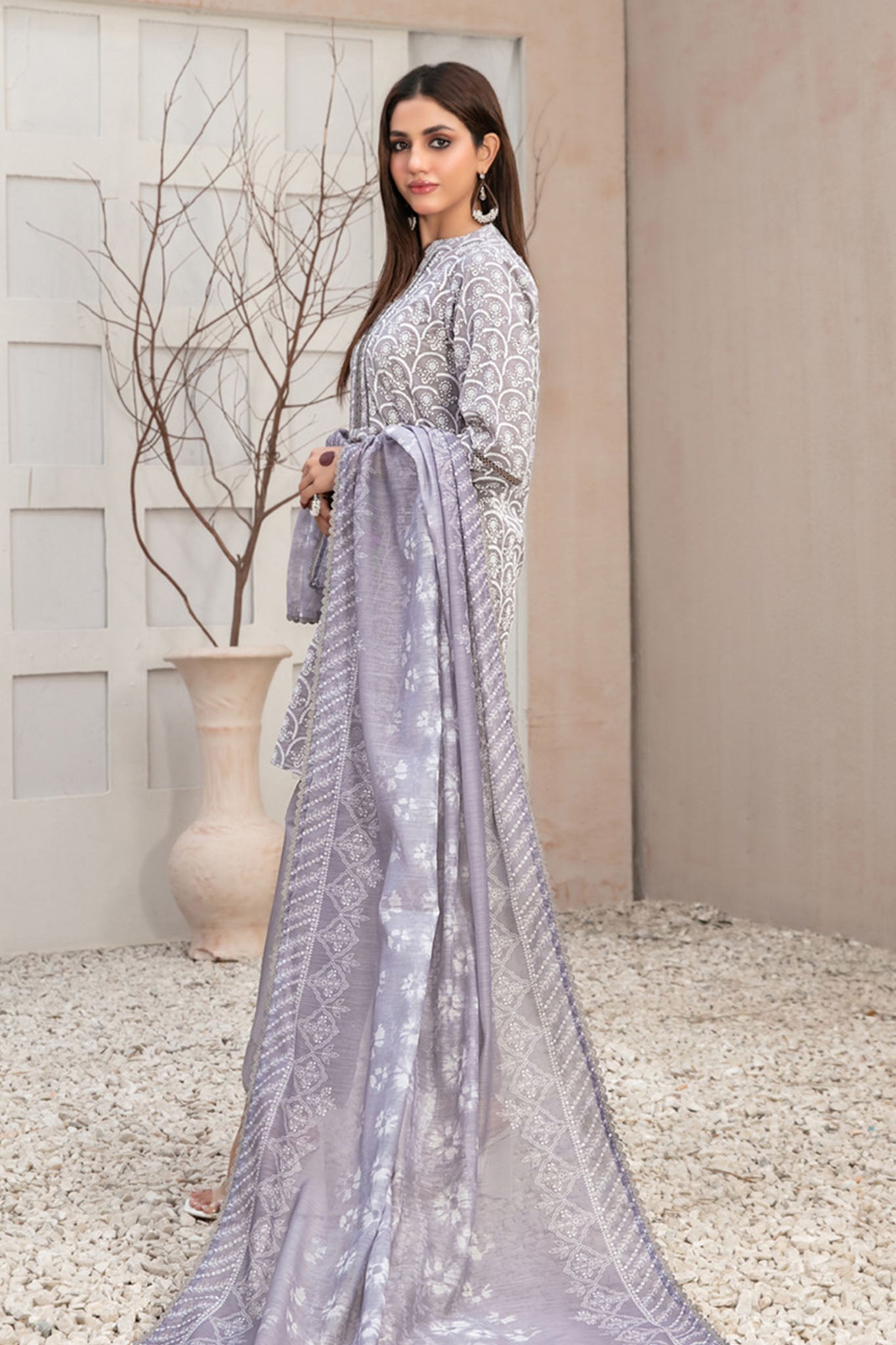RIfna By Tawakkal Stitched 3 Piece Emb Lawn Collection-D-2914