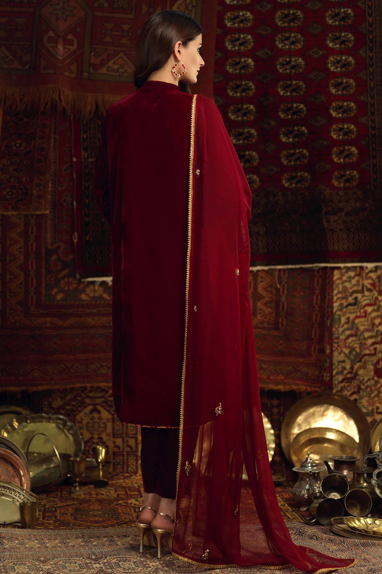 Makhmal By Zaaviay Stitched Daneen (Three Piece)