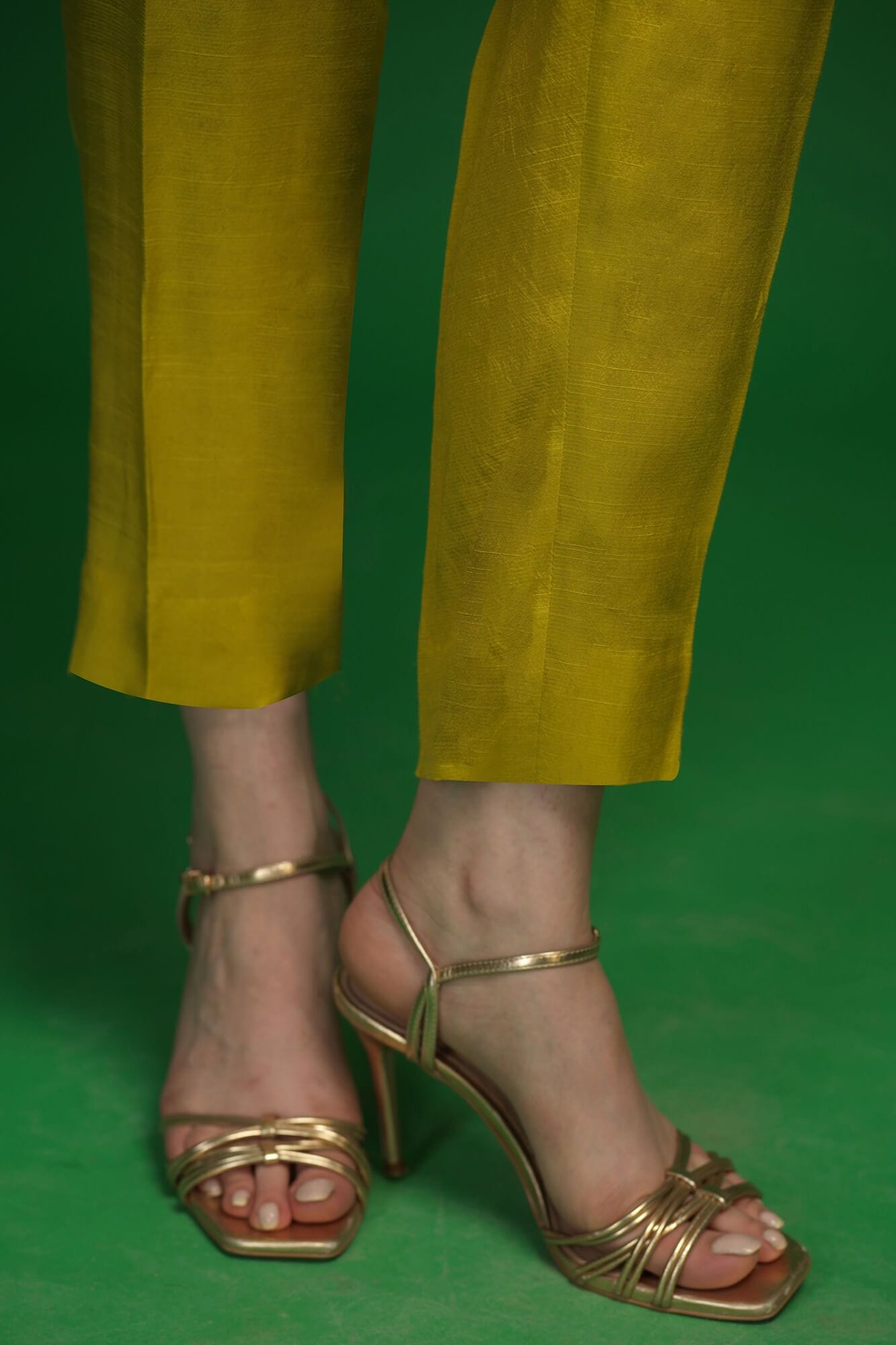 Udaan By Zaaviay Stitched Dhanak (Three Piece)