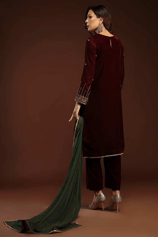 Bagh E Makhmal By Zaaviay Stitched Inza (Three Piece)