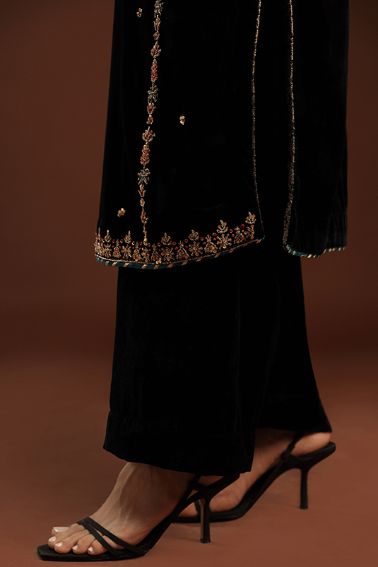 Bagh E Makhmal By Zaaviay Stitched Elnara A (Three Piece)