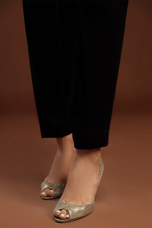 Bagh E Makhmal By Zaaviay Stitched Halima (Three Piece)