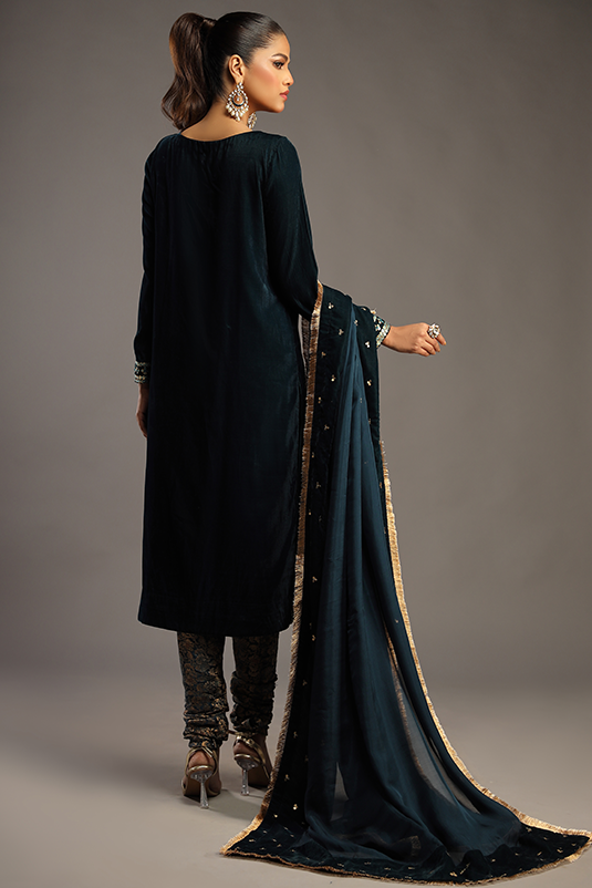 Bagh E Makhmal By Zaaviay Stitched Aysel (Three Piece)