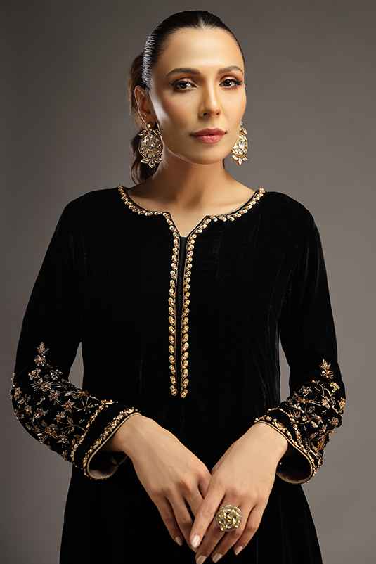 Bagh E Makhmal By Zaaviay Stitched Lara (Three Piece)