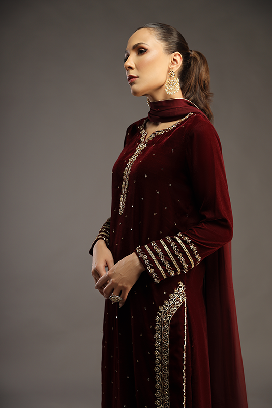 Bagh E Makhmal By Zaaviay Stitched Gulizaar (Three Piece)