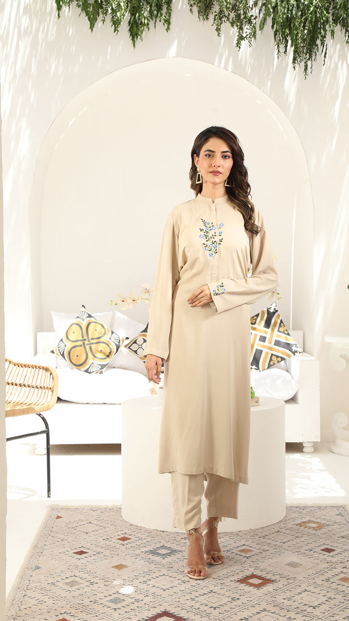 Signature By Najia Zia Stitched 2 Piece Lawn Collection'2025-SAND