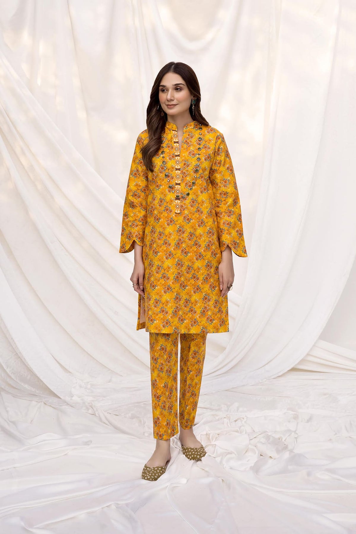 Blumm by Esra Stitched 2 Piece Printed Cambric Chp-02 Collection'2022-B-03-Yellow