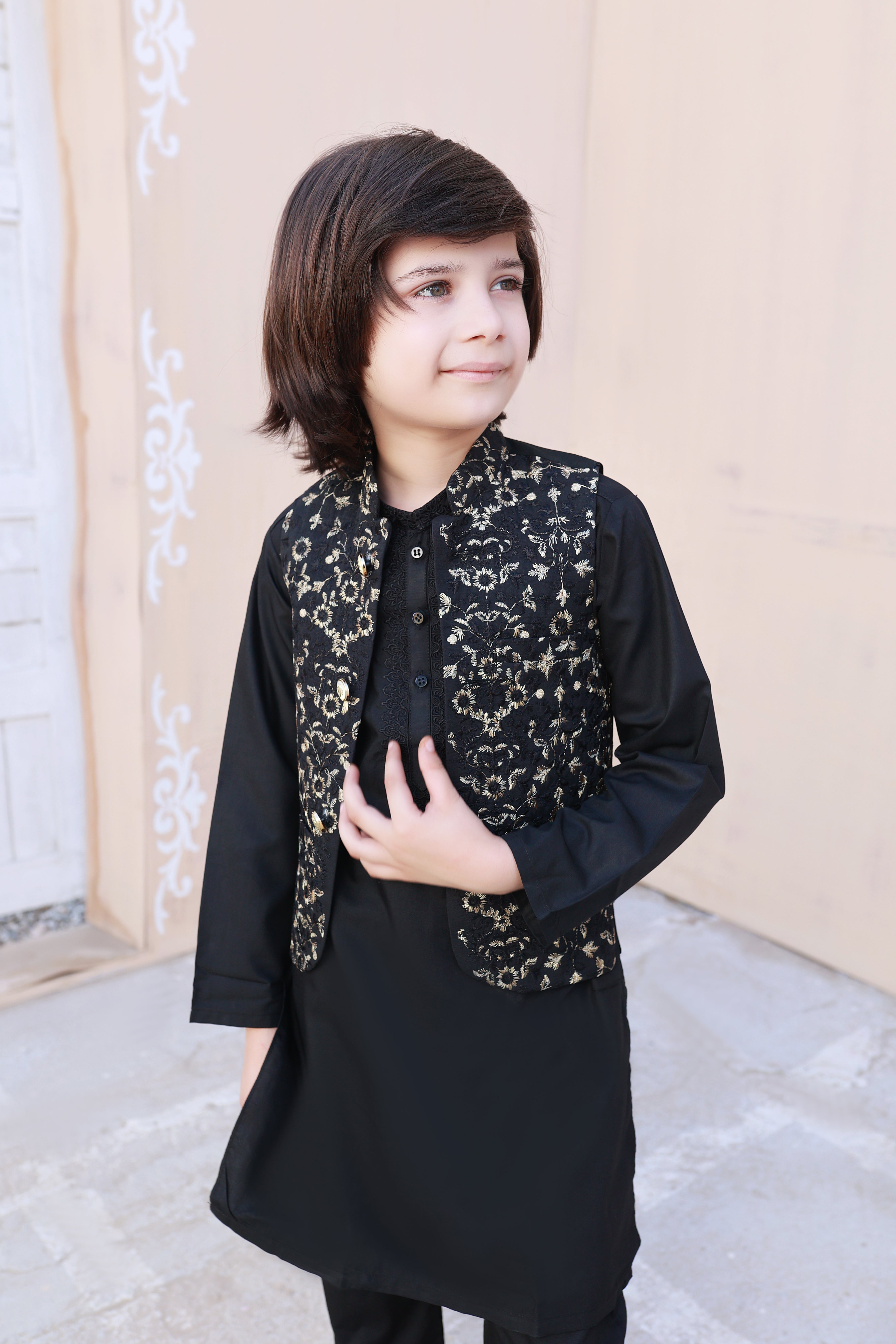 Hassanjee x Shomi