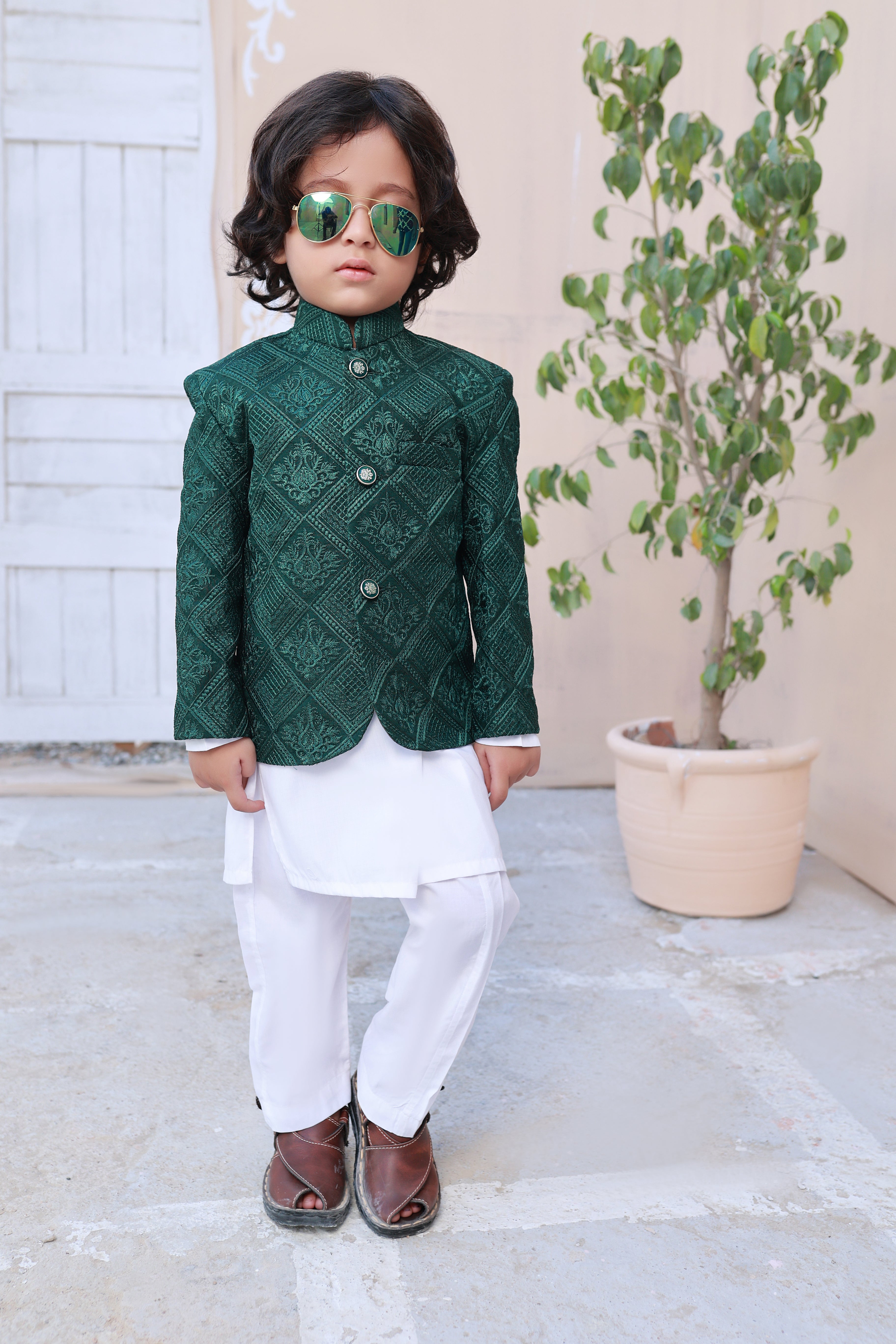 Hassanjee x Shomi