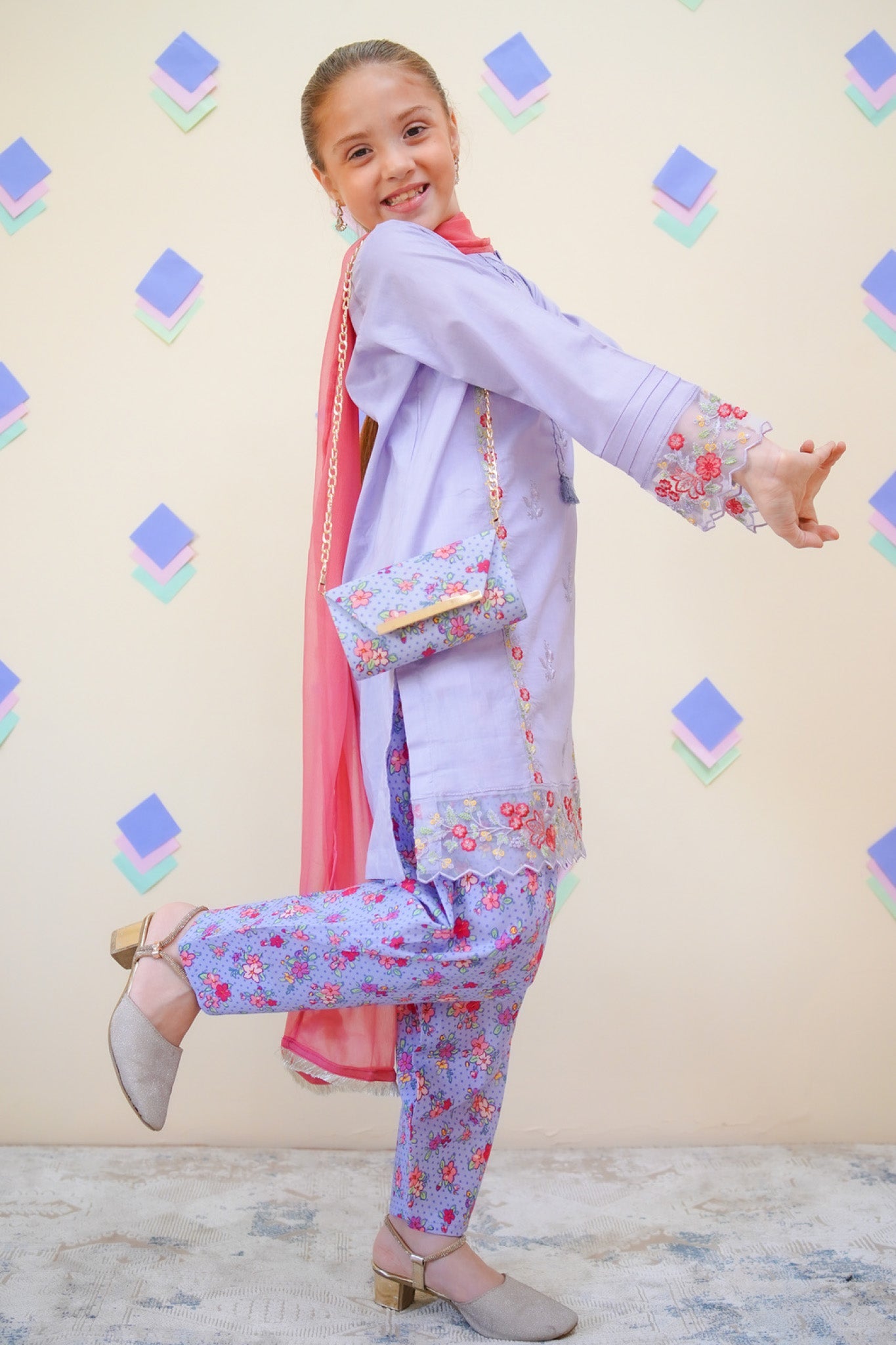 Shanzey Stitched 3 Piece Emb Lawn Farshi Edit Collection'2025-SHK-4435