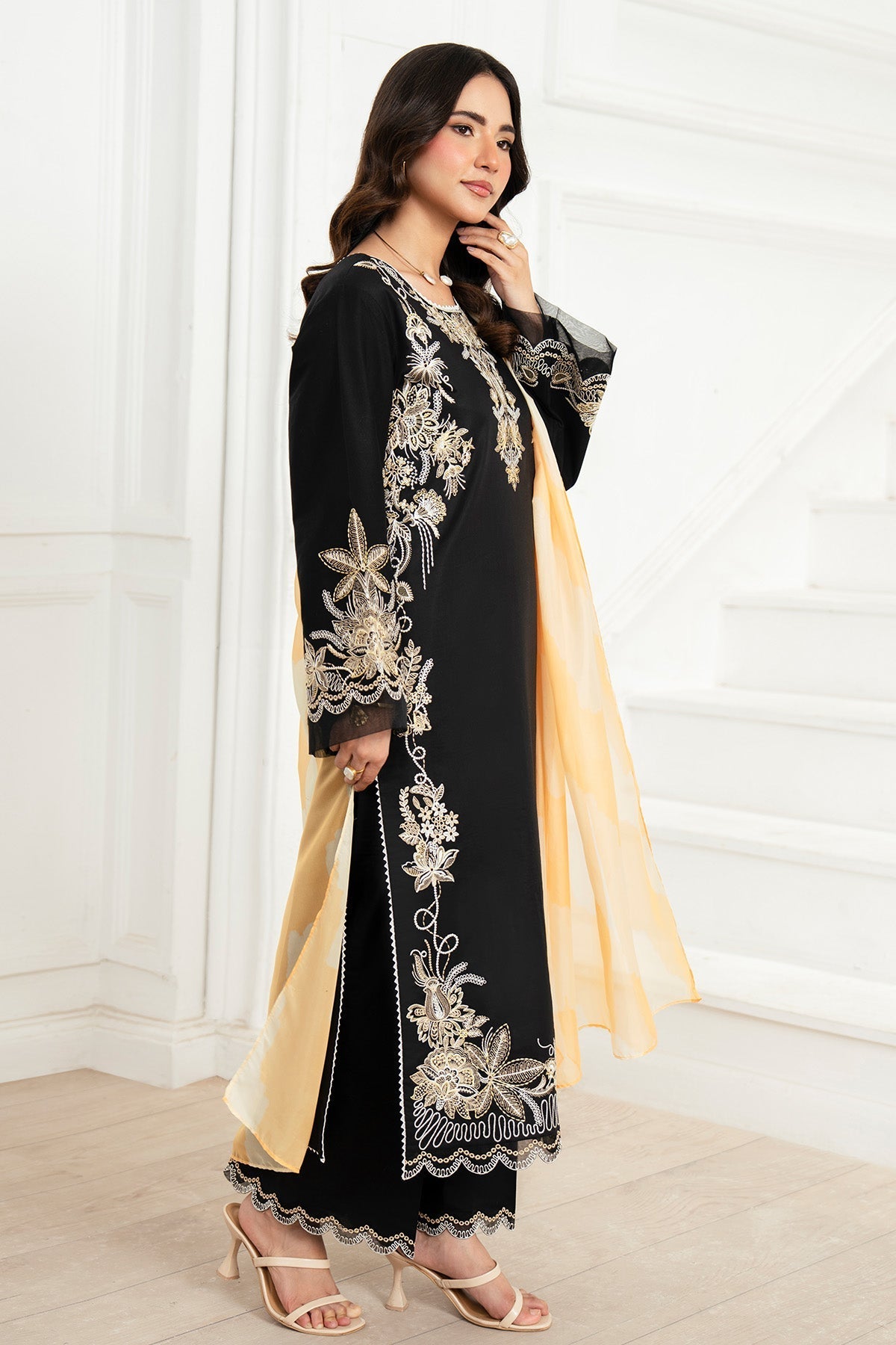 Kianna Pret By Imrozia Serene Stitched Summer Lawn Collection'2025-SP-88 Irit