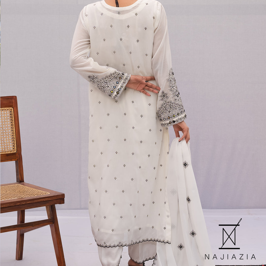 Najia Zia Stitched 2 Piece Georgette Collection'2025-Sheesh Mahal